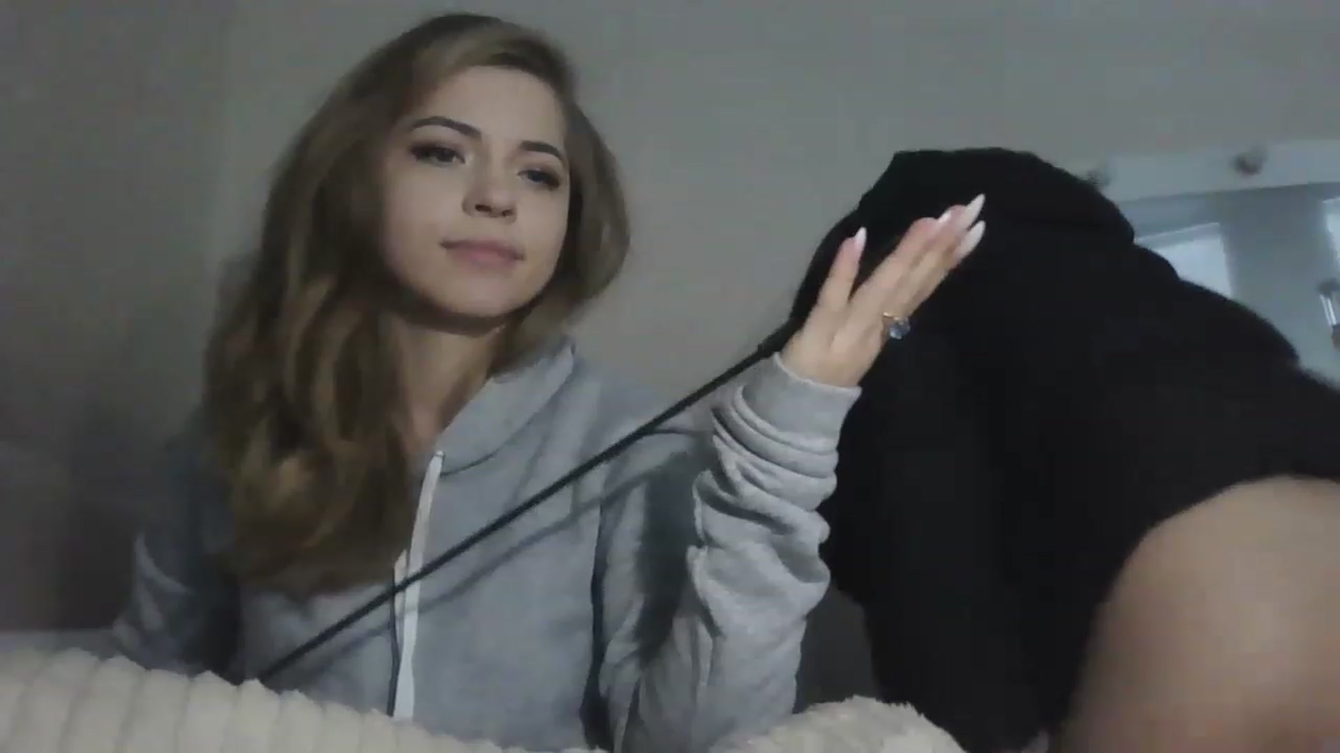 Gallery image thumbnail from Minions_Party's myfreecams stream on, 11/29/2022, 12:15 image 16 of 20