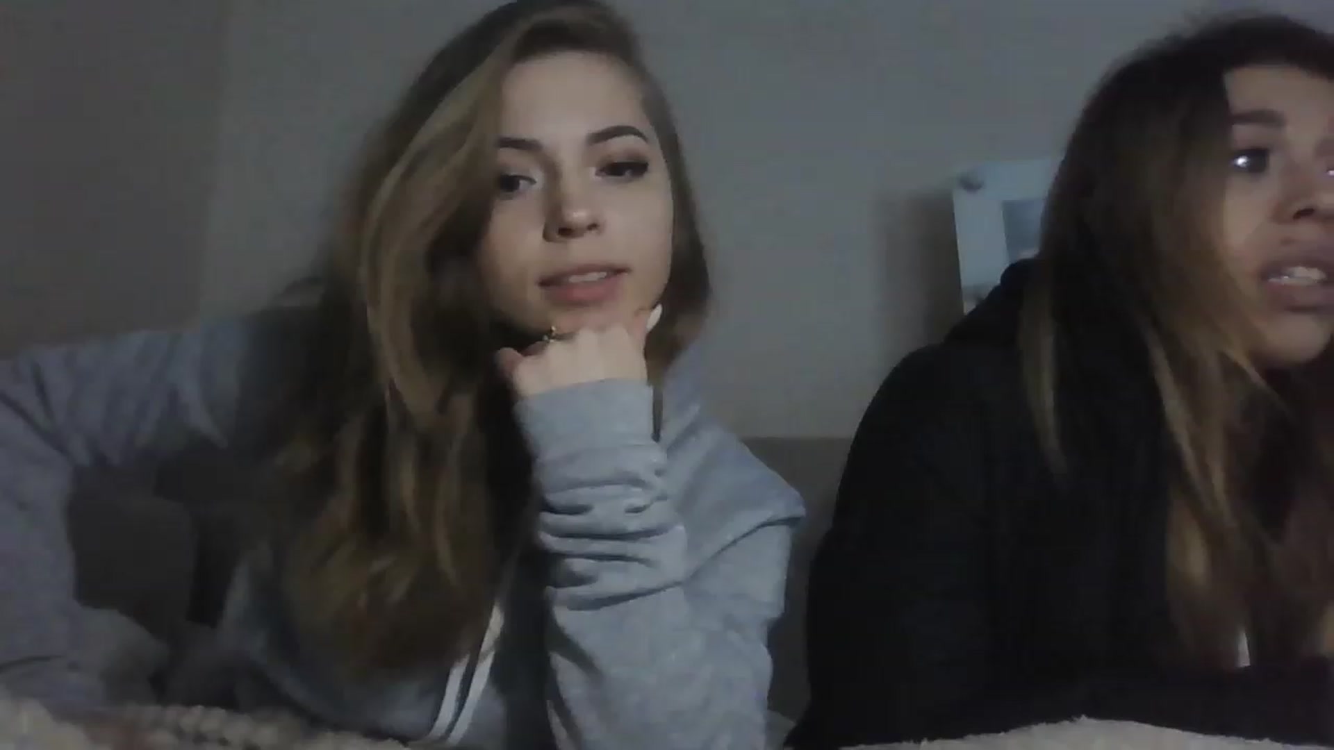 Gallery image thumbnail from Minions_Party's myfreecams stream on, 11/29/2022, 12:15 image 4 of 20