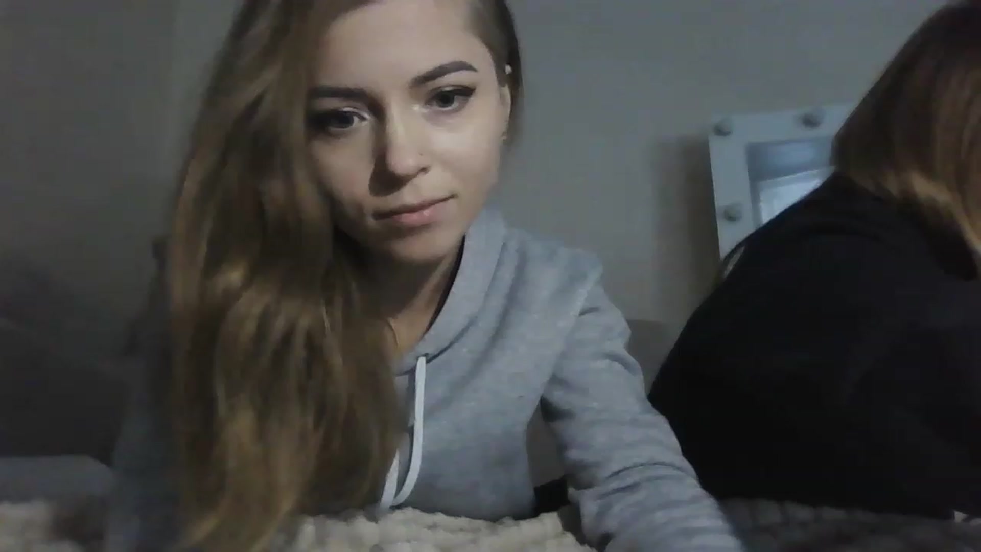 Gallery image thumbnail from Minions_Party's myfreecams stream on, 11/29/2022, 12:15 image 19 of 20