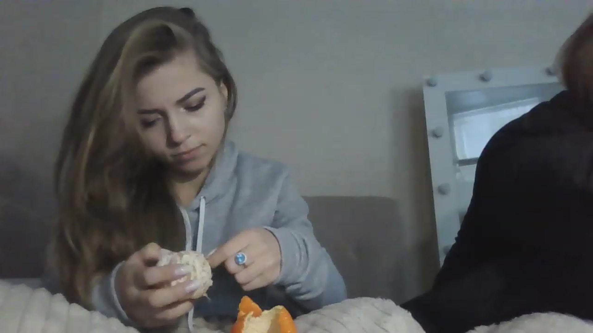 Gallery image thumbnail from Minions_Party's myfreecams stream on, 11/29/2022, 12:15 image 12 of 20