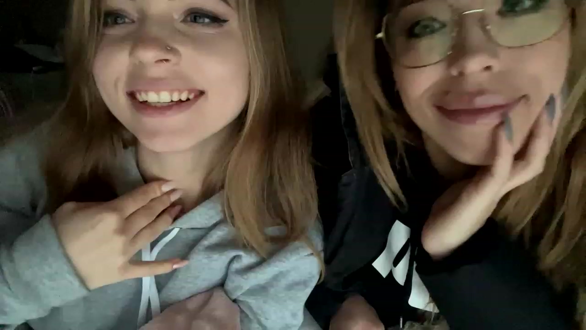 Gallery image thumbnail from Minions_Party's myfreecams stream on, 11/29/2022, 13:54 image 12 of 20