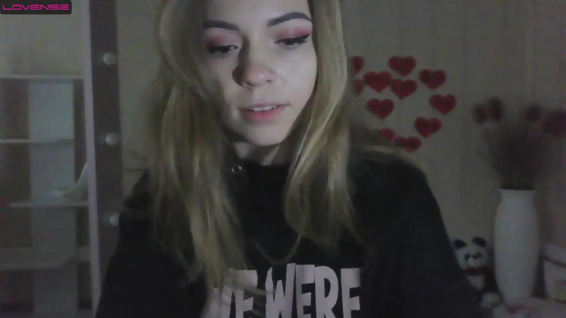 Gallery image thumbnail from Minions_Party's myfreecams stream on, 12/01/2022, 11:32 image 3 of 20
