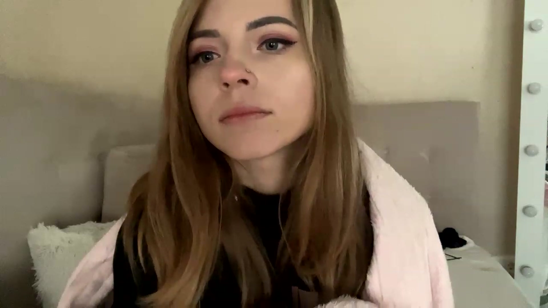 Gallery image thumbnail from Minions_Party's myfreecams stream on, 12/01/2022, 12:43 image 16 of 20