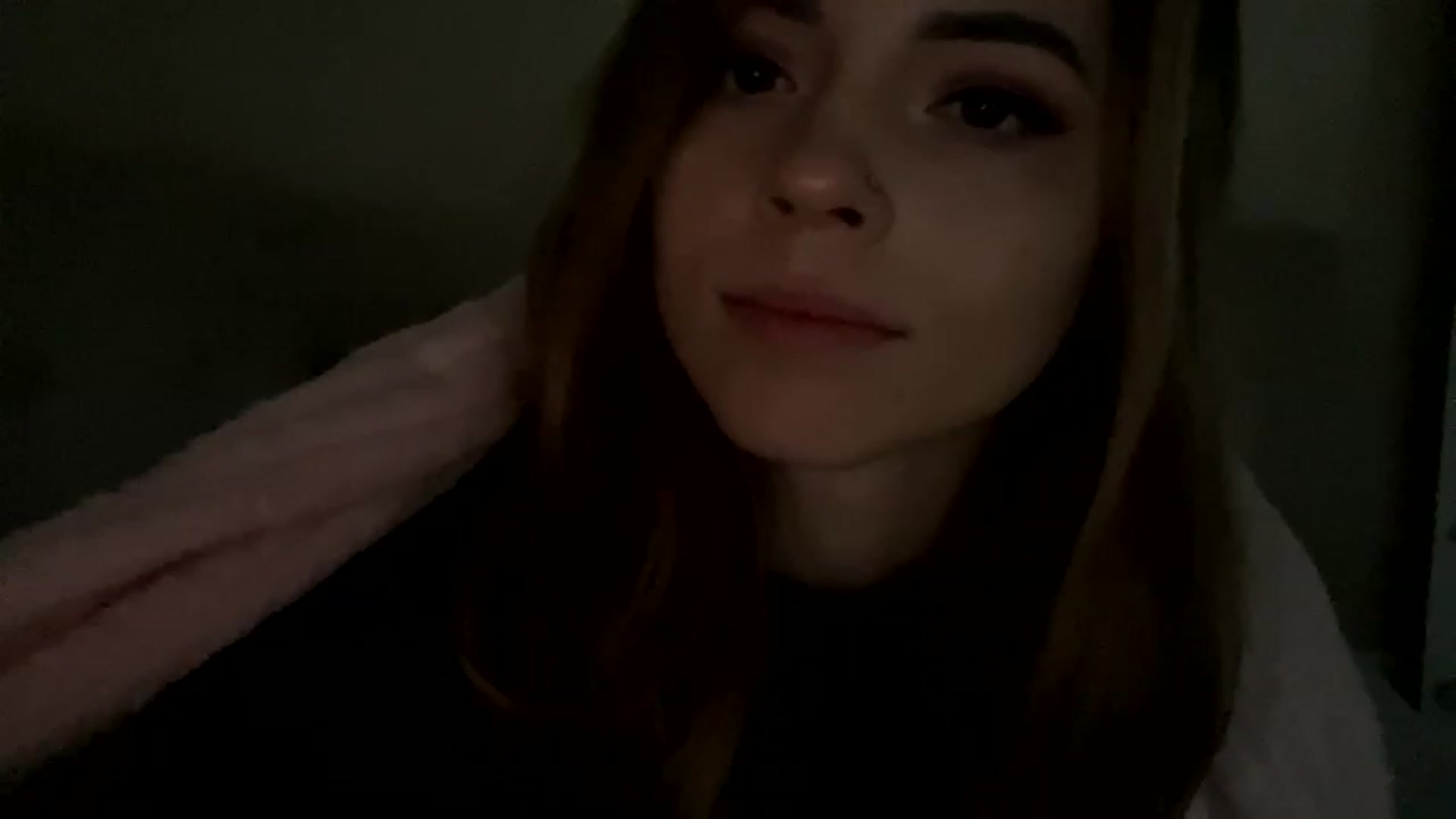 Gallery image thumbnail from Minions_Party's myfreecams stream on, 12/01/2022, 13:52 image 12 of 20