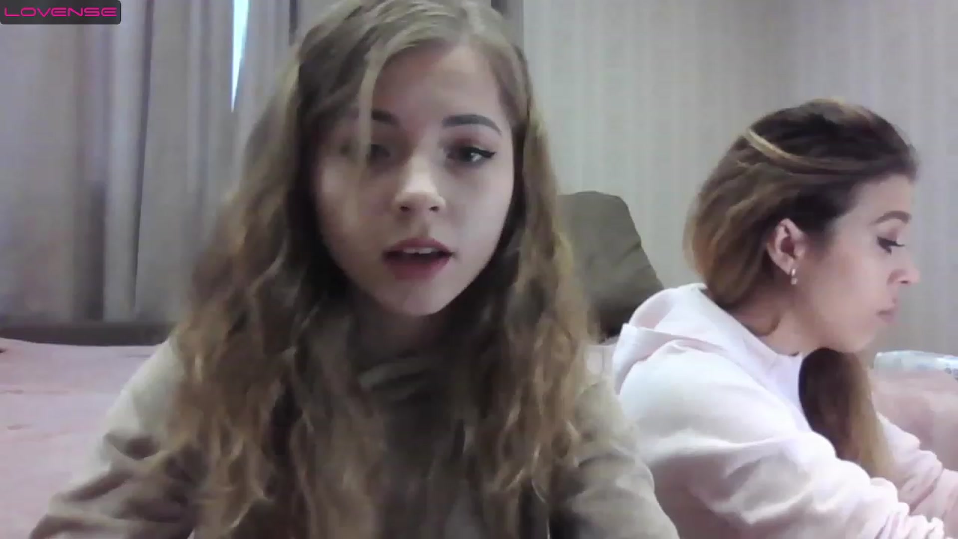 Gallery image thumbnail from Minions_Party's myfreecams stream on, 12/03/2022, 12:23 image 2 of 20