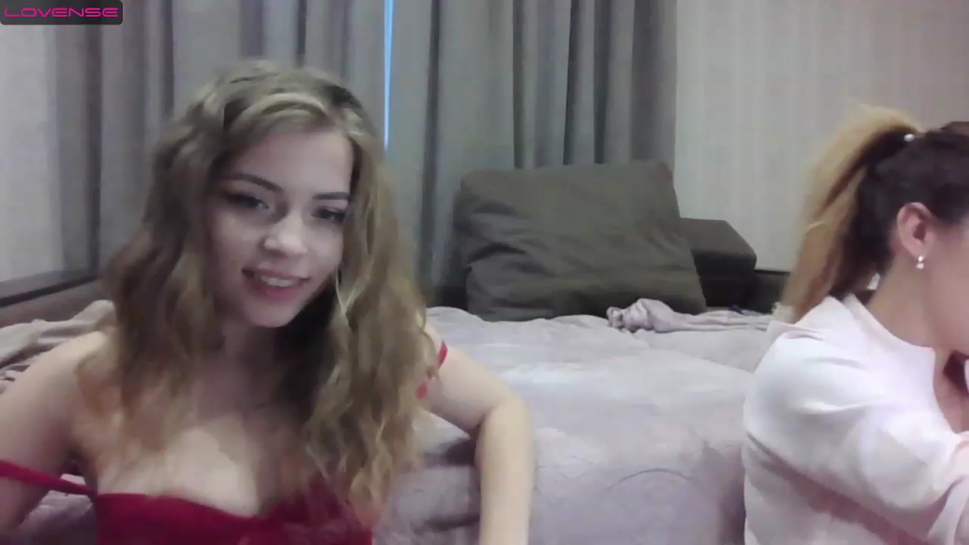 Gallery image thumbnail from Minions_Party's myfreecams stream on, 12/03/2022, 13:53 image 12 of 20