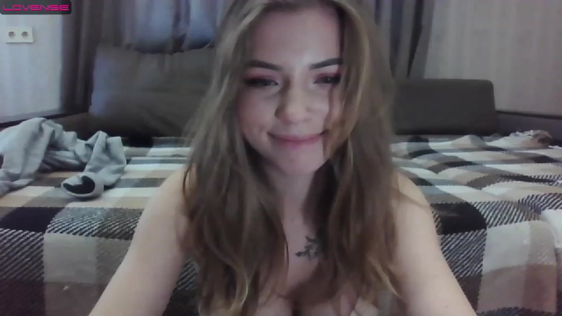 Gallery image thumbnail from Minions_Party's myfreecams stream on, 12/05/2022, 14:20 image 1 of 20