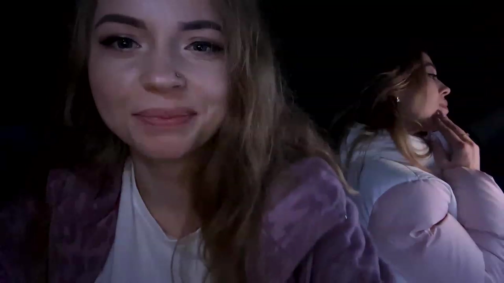 Gallery image thumbnail from Minions_Party's myfreecams stream on, 12/28/2022, 14:29 image 14 of 20