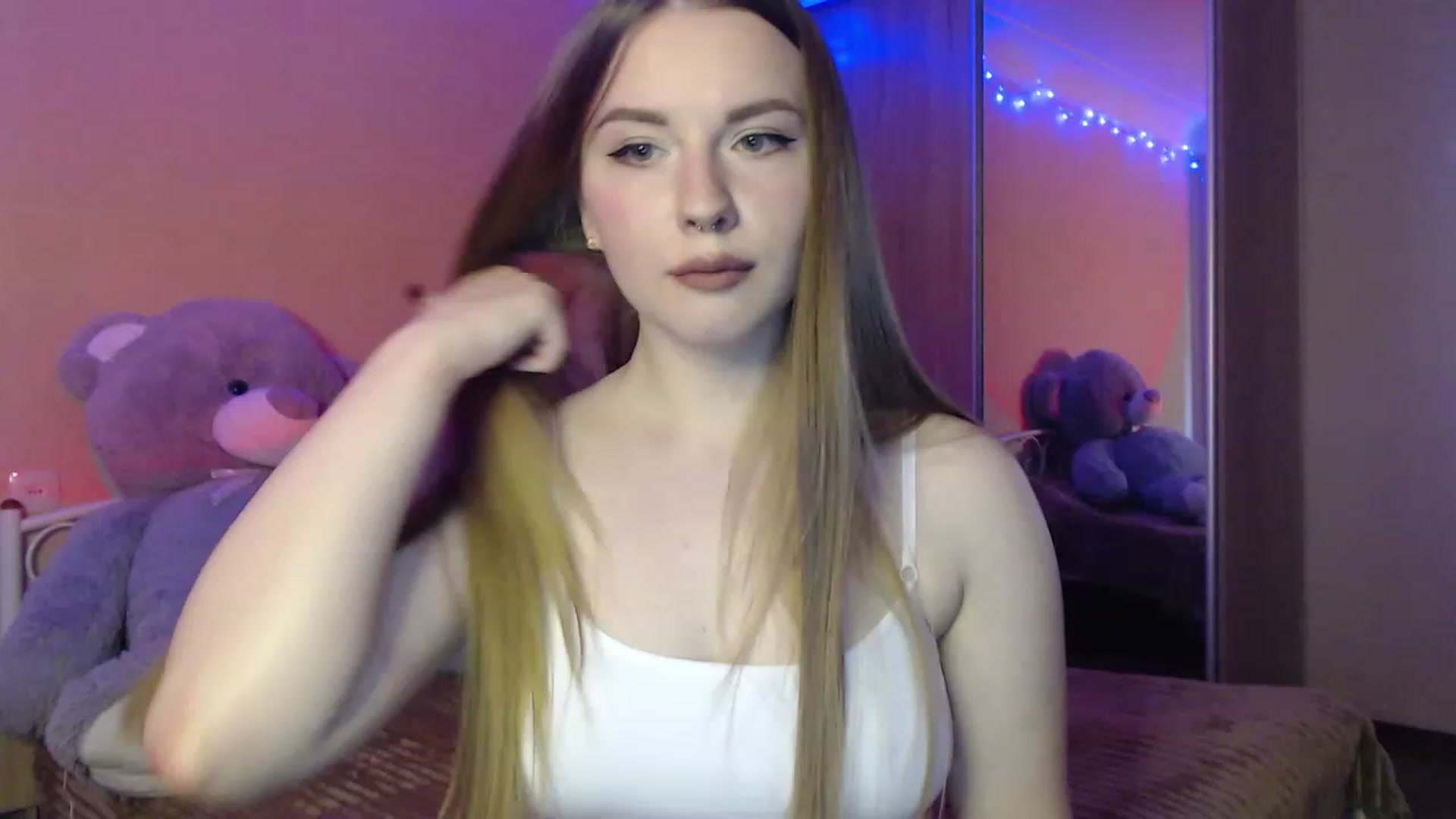 Gallery image thumbnail from Minni_Mouse_'s myfreecams stream on, 04/24/2023, 16:35 image 3 of 20