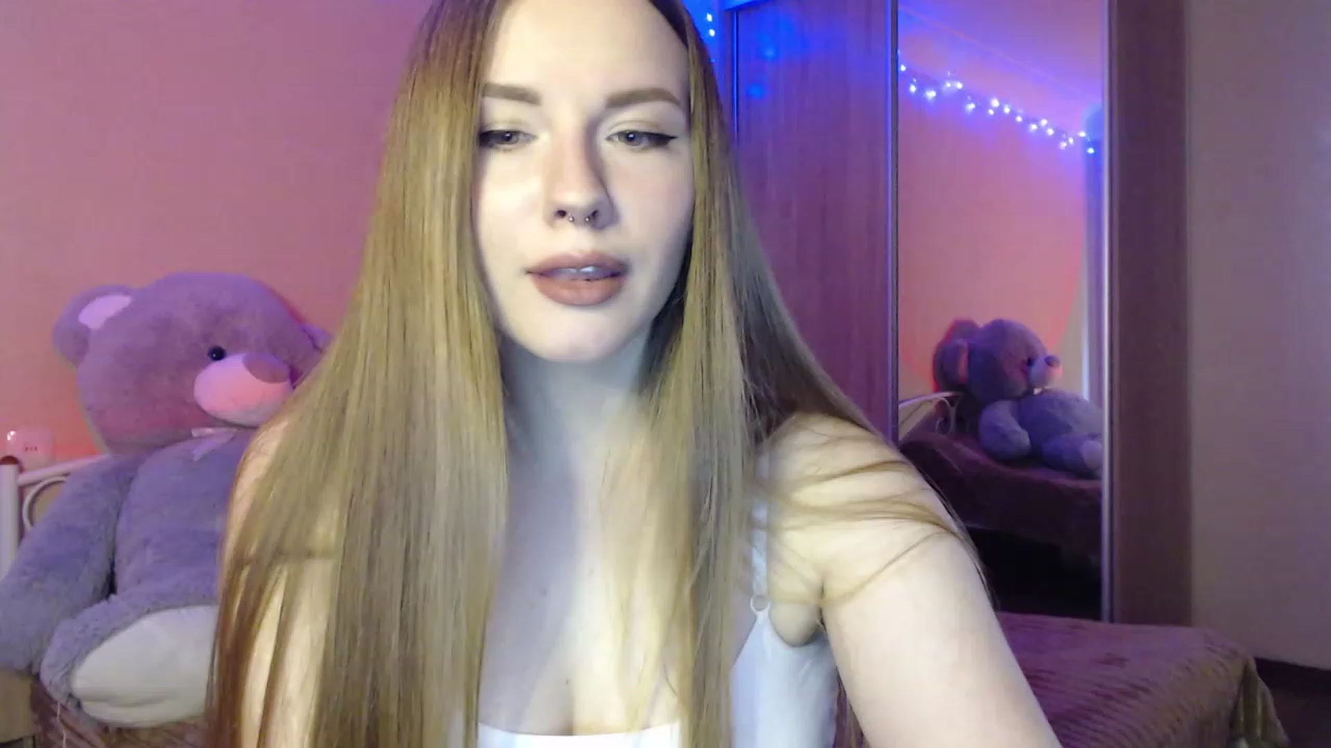 Gallery image thumbnail from Minni_Mouse_'s myfreecams stream on, 04/24/2023, 16:35 image 2 of 20