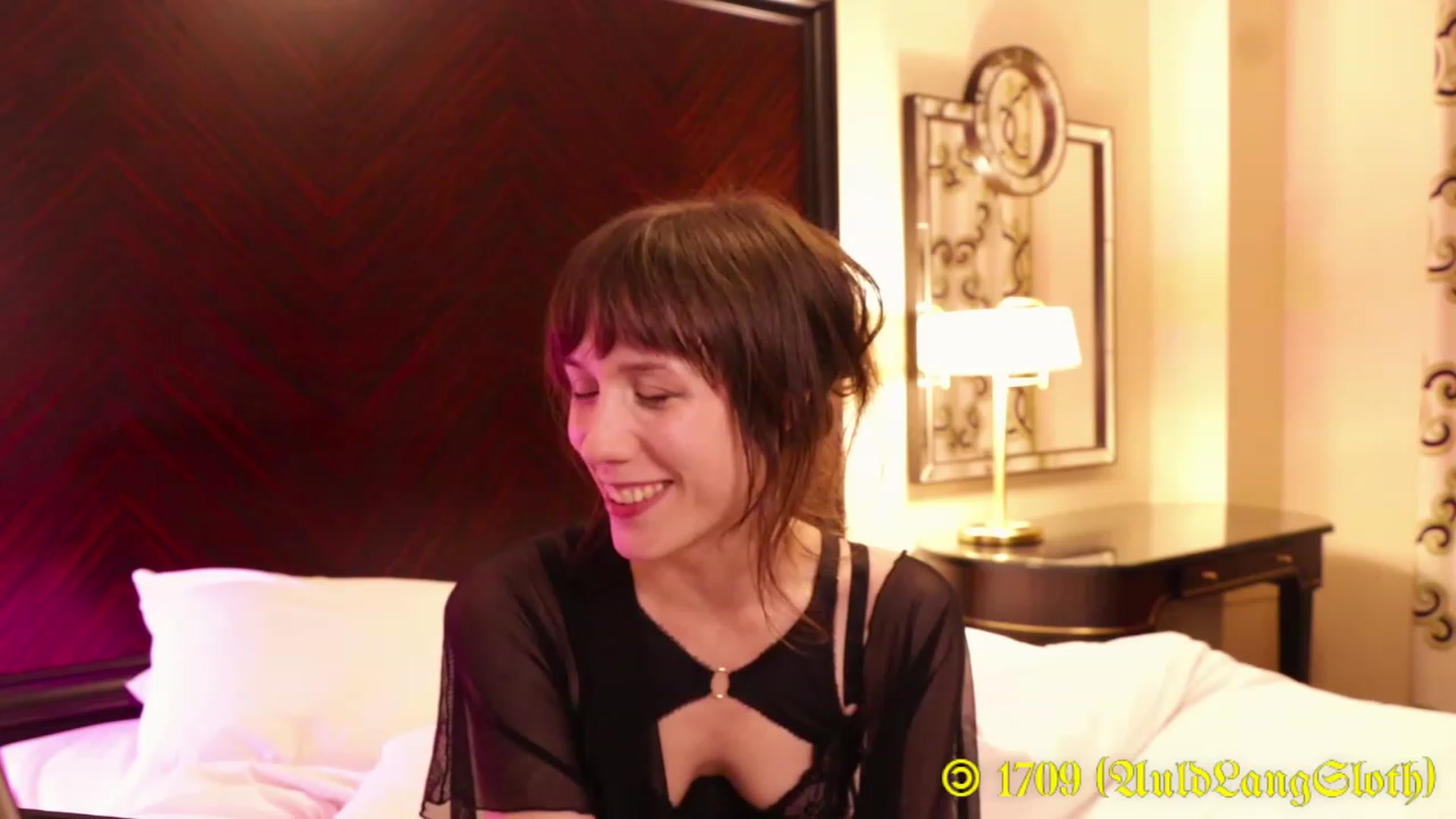 Gallery image thumbnail from MinnieMoralia's myfreecams stream on, 01/01/2023, 03:19 image 19 of 20