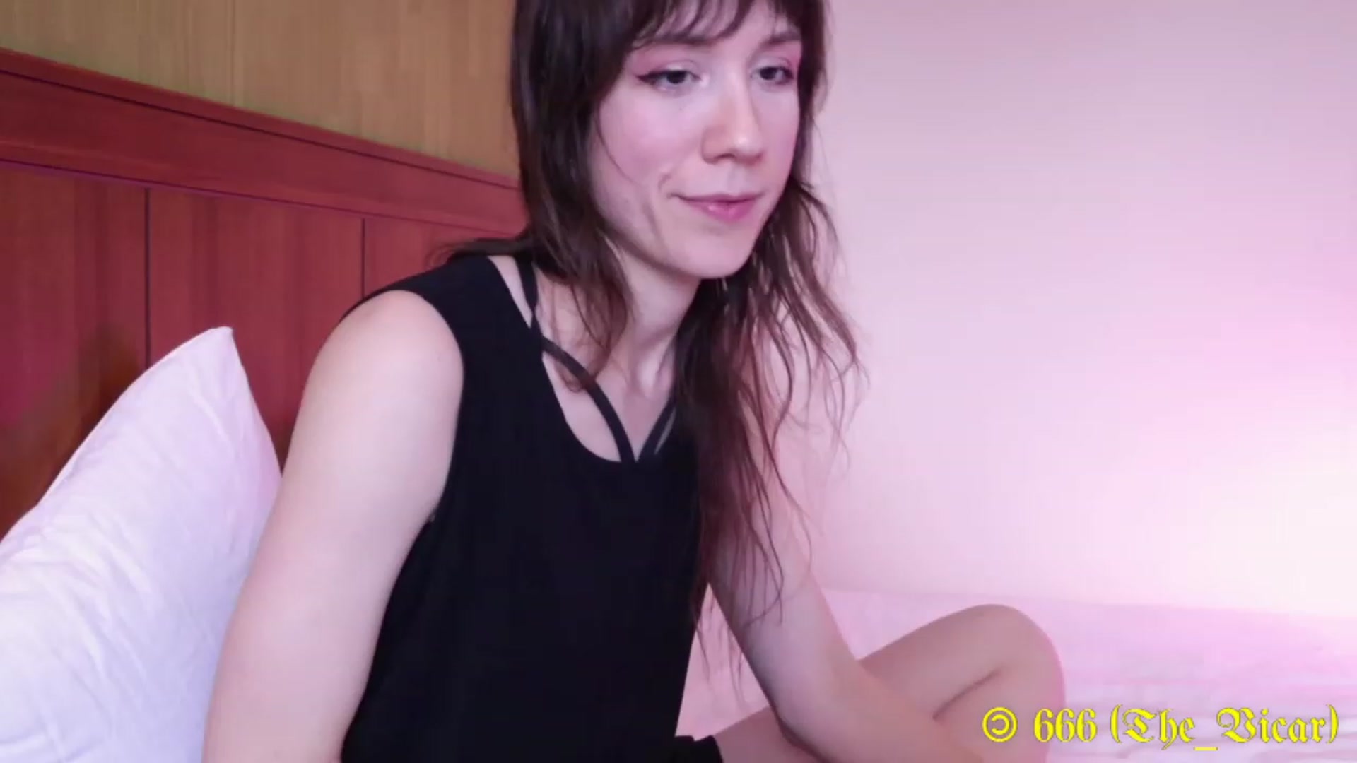 Gallery image thumbnail from MinnieMoralia's myfreecams stream on, 01/17/2023, 01:26 image 12 of 20