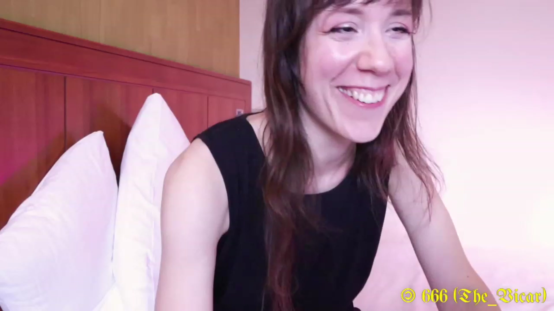 Gallery image thumbnail from MinnieMoralia's myfreecams stream on, 01/17/2023, 01:26 image 8 of 20