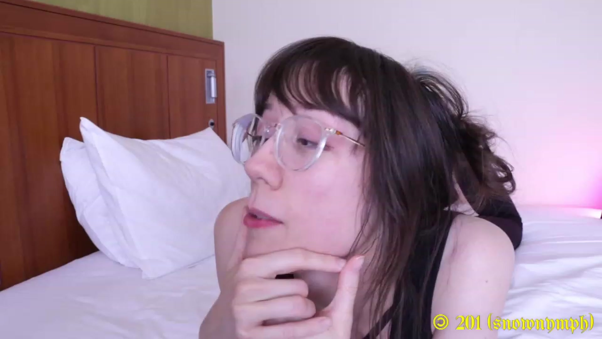 Gallery image thumbnail from MinnieMoralia's myfreecams stream on, 01/26/2023, 24:31 image 19 of 20
