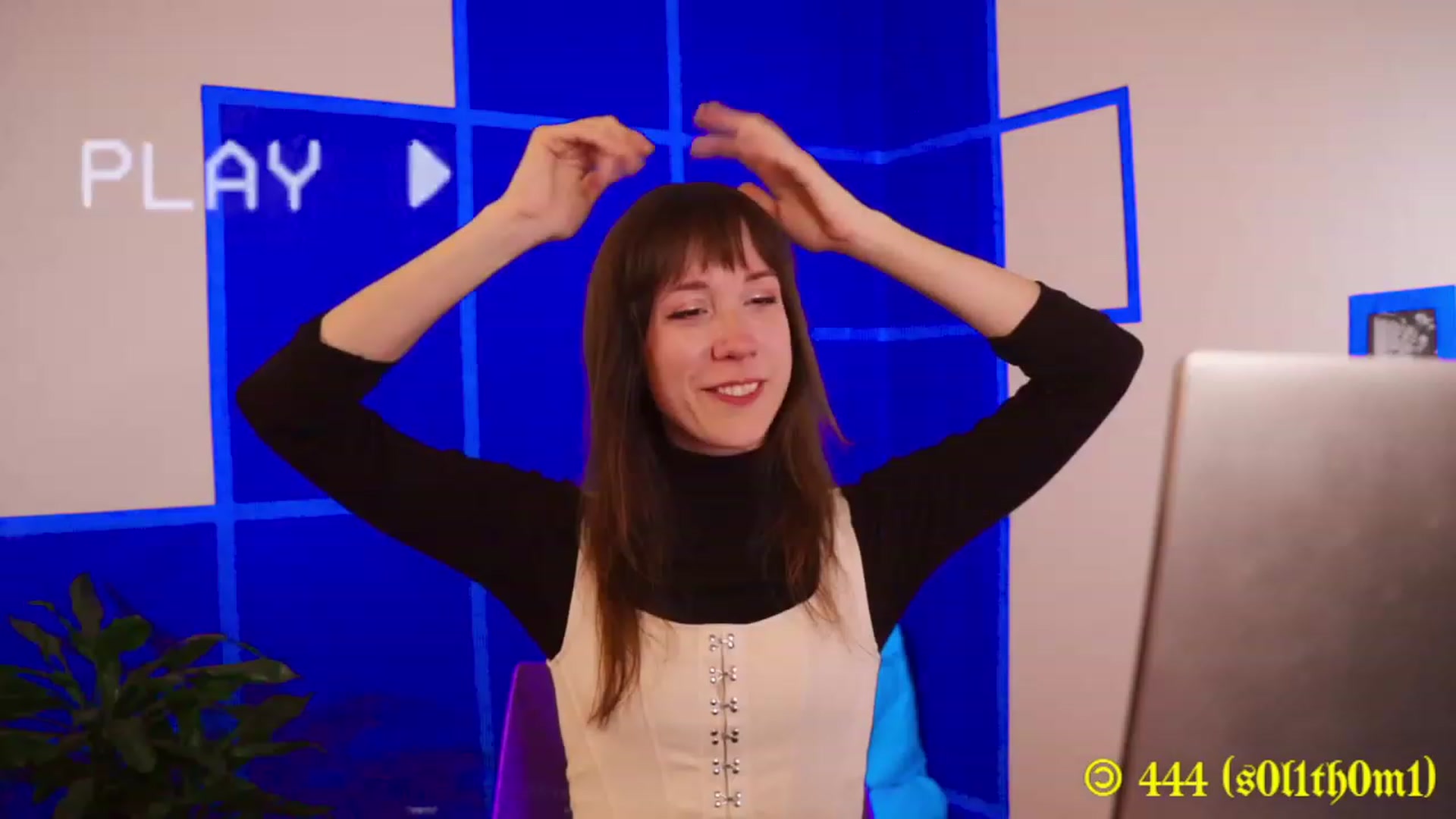 Gallery image thumbnail from MinnieMoralia's myfreecams stream on, 12/02/2023, 18:39 image 17 of 20