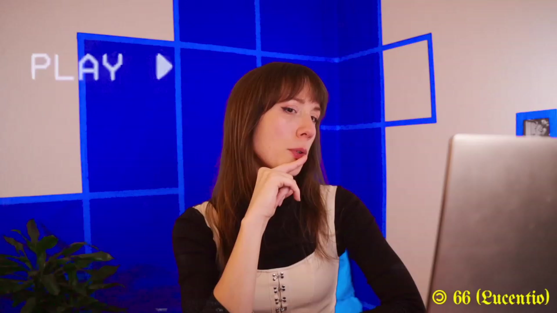 Gallery image thumbnail from MinnieMoralia's myfreecams stream on, 12/02/2023, 18:39 image 12 of 20