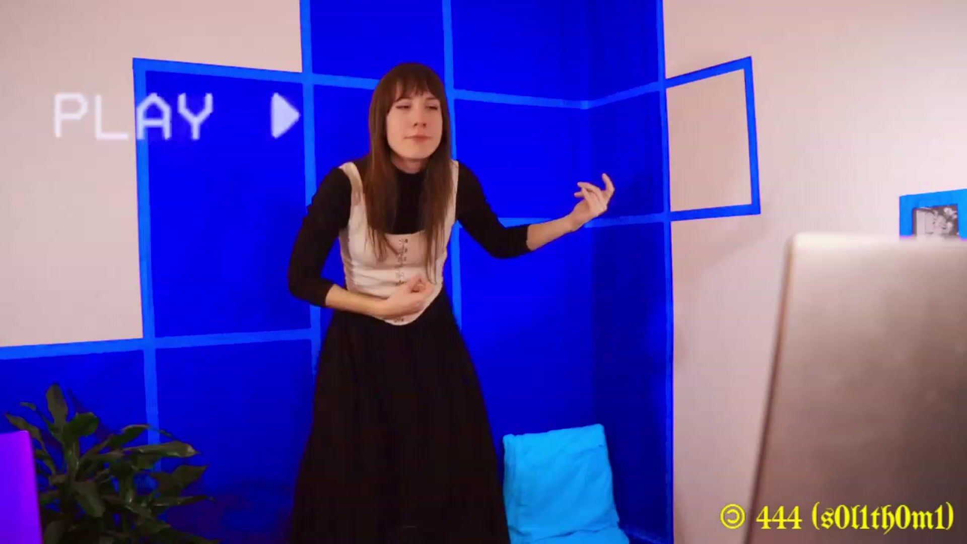 Gallery image thumbnail from MinnieMoralia's myfreecams stream on, 12/02/2023, 22:13 image 9 of 20