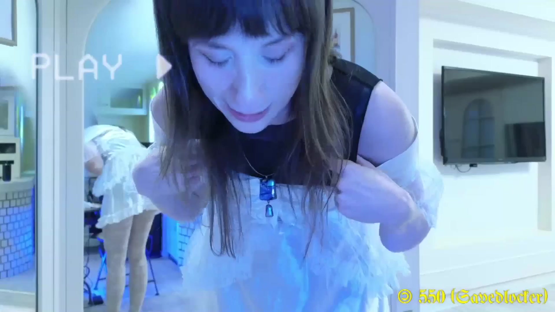 Gallery image thumbnail from MinnieMoralia's myfreecams stream on, 12/22/2023, 06:01 image 6 of 20