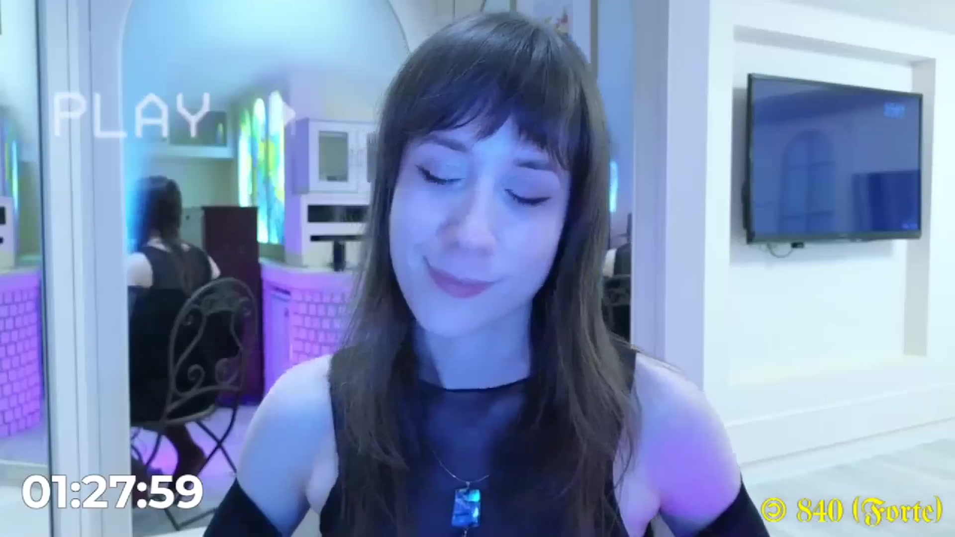 Gallery image thumbnail from MinnieMoralia's myfreecams stream on, 12/22/2023, 06:01 image 18 of 20