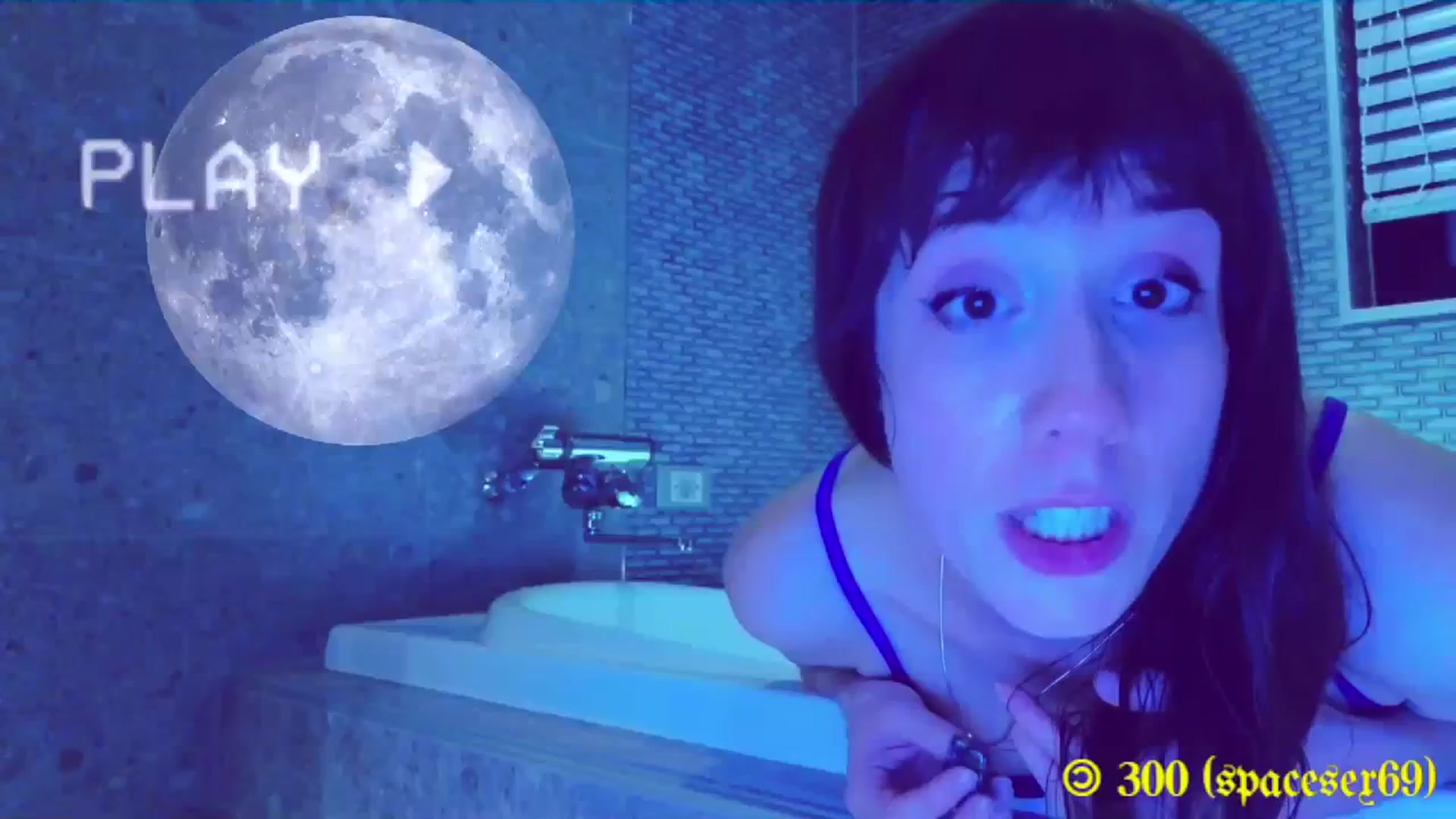 Gallery image thumbnail from MinnieMoralia's myfreecams stream on, 12/22/2023, 08:28 image 20 of 20