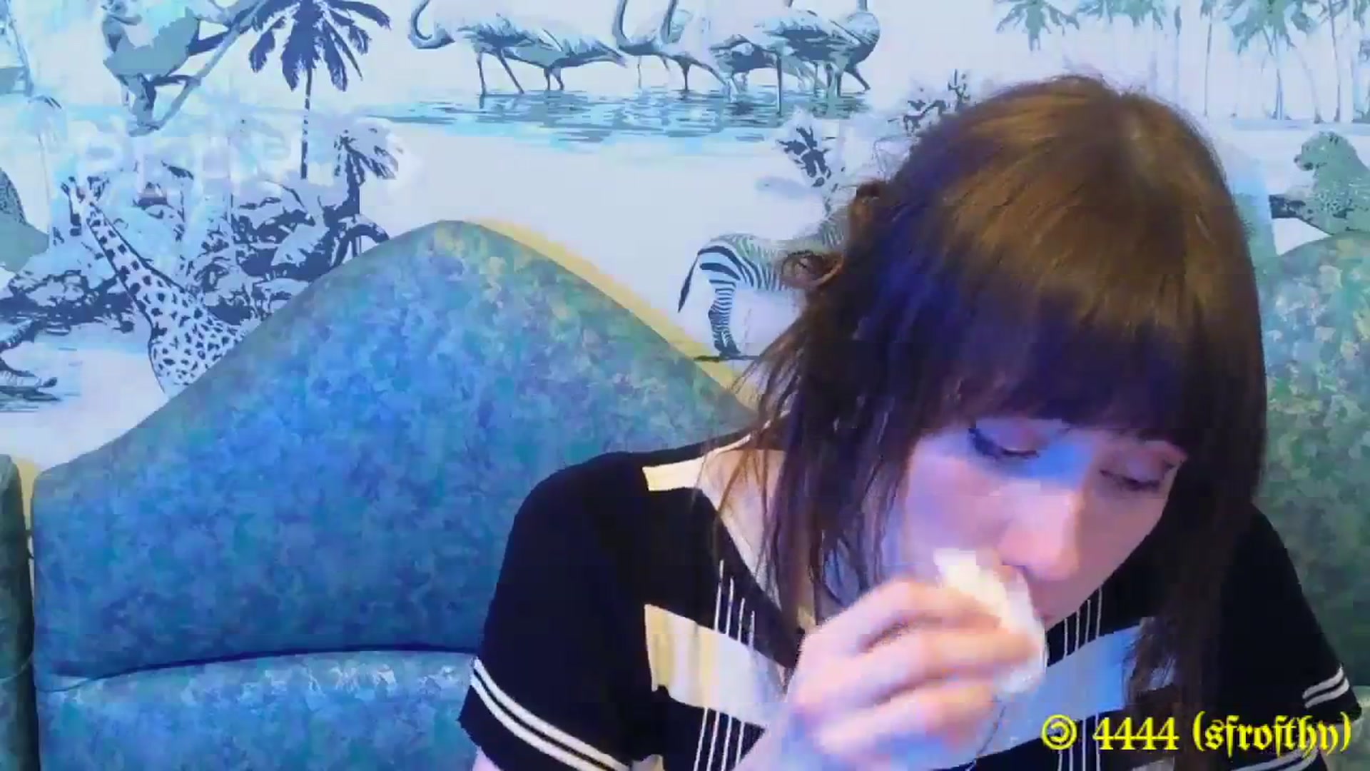 Gallery image thumbnail from MinnieMoralia's myfreecams stream on, 12/26/2023, 05:37 image 17 of 20