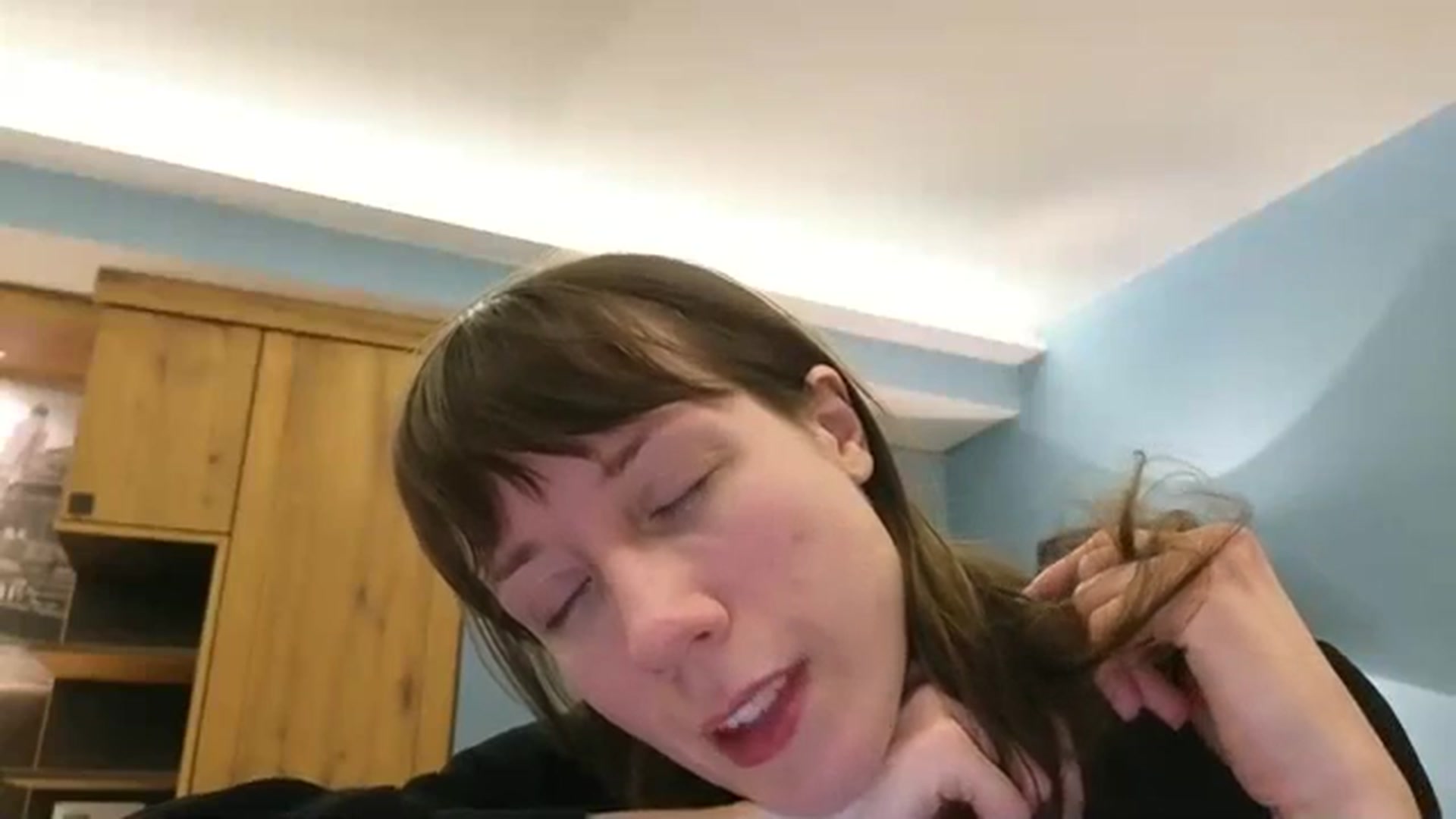 Gallery image thumbnail from MinnieMoralia's myfreecams stream on, 02/25/2024, 20:41 image 18 of 20