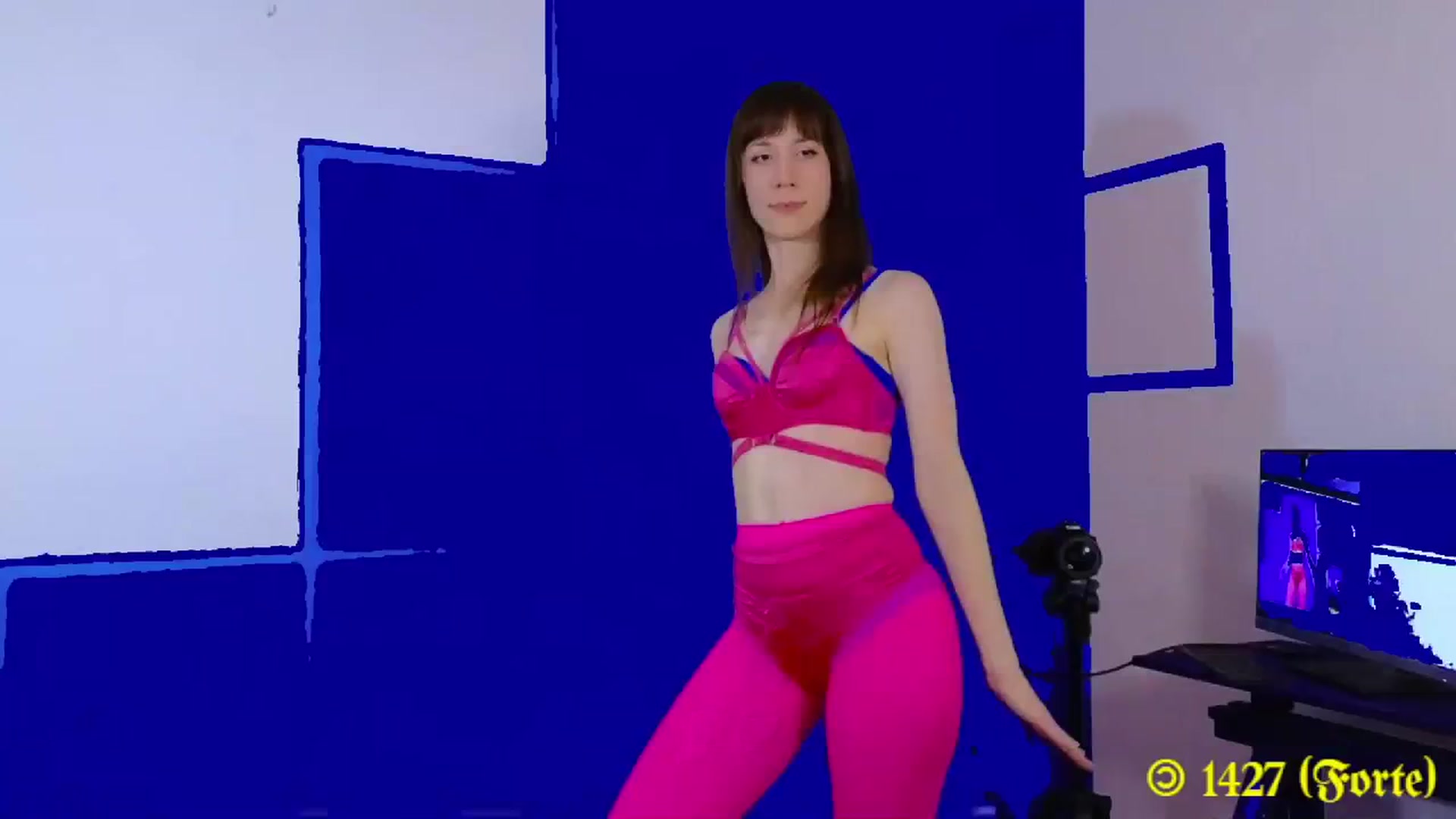 Gallery image thumbnail from MinnieMoralia's myfreecams stream on, 03/30/2024, 21:08 image 1 of 20
