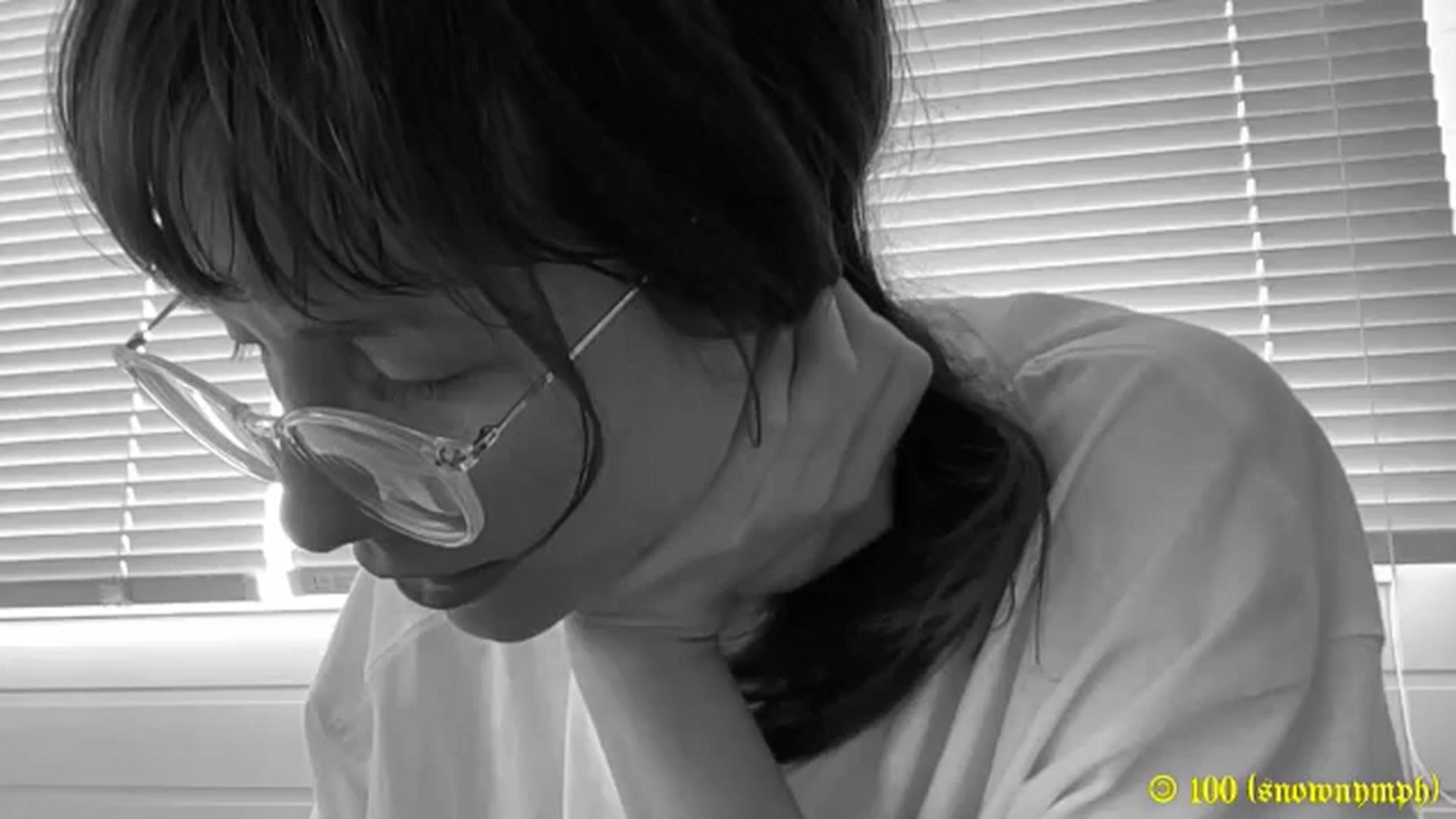 Gallery image thumbnail from MinnieMoralia's myfreecams stream on, 09/08/2024, 03:16 image 17 of 20