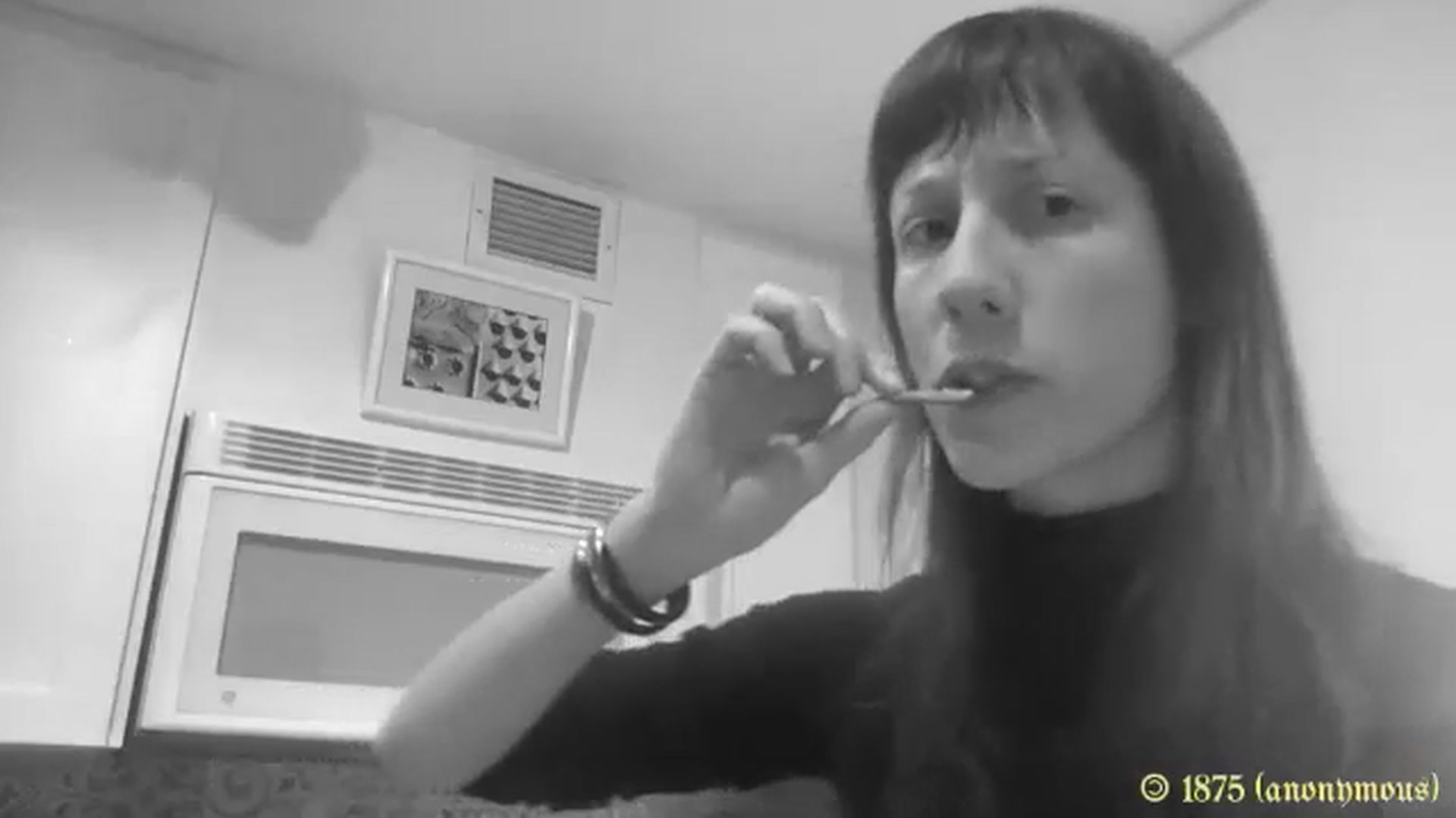 Gallery image thumbnail from MinnieMoralia's myfreecams stream on, 12/22/2024, 03:54 image 8 of 20
