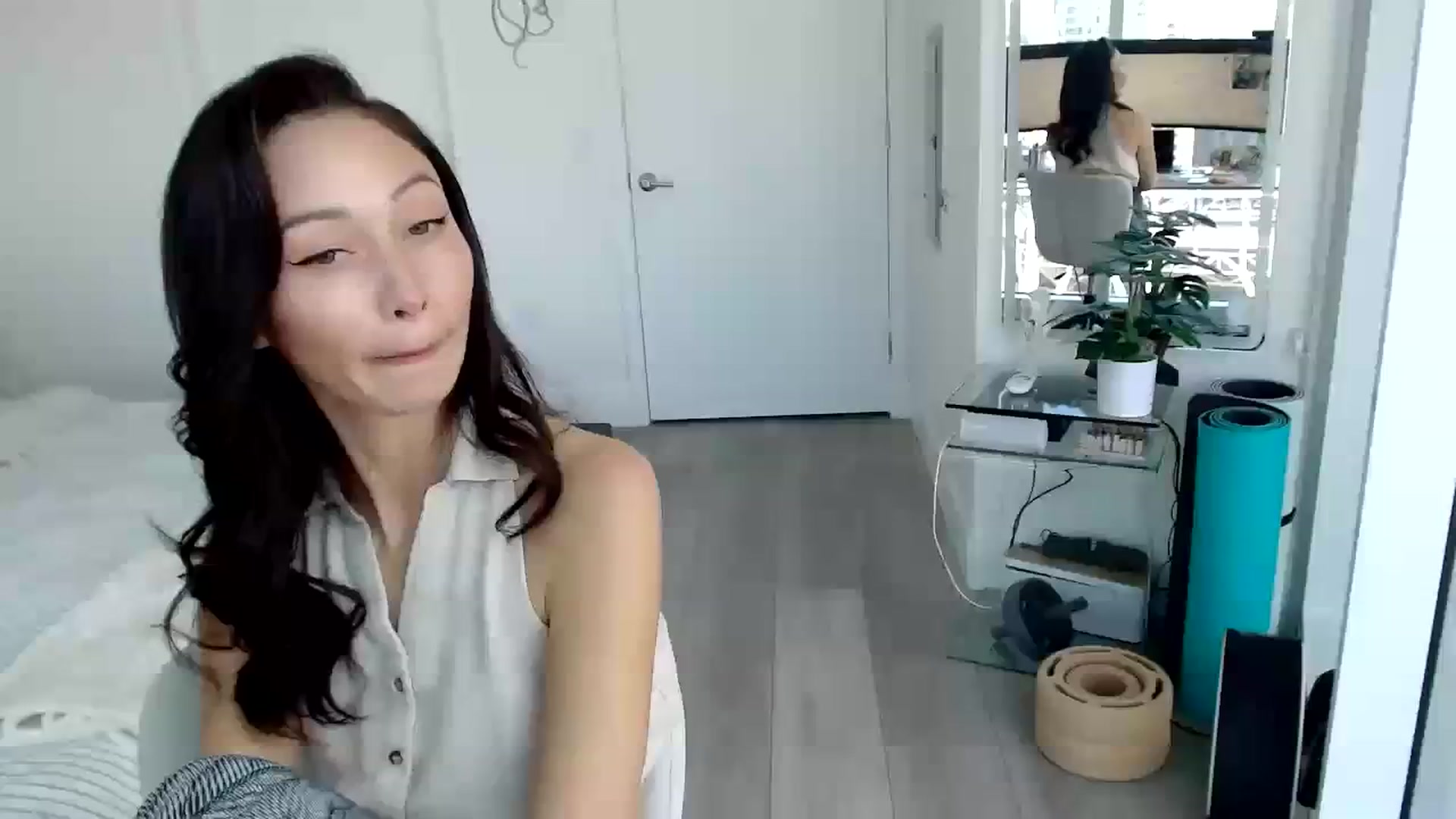 Gallery image thumbnail from Minnie_B00's myfreecams stream on, 11/16/2023, 20:16 image 14 of 20