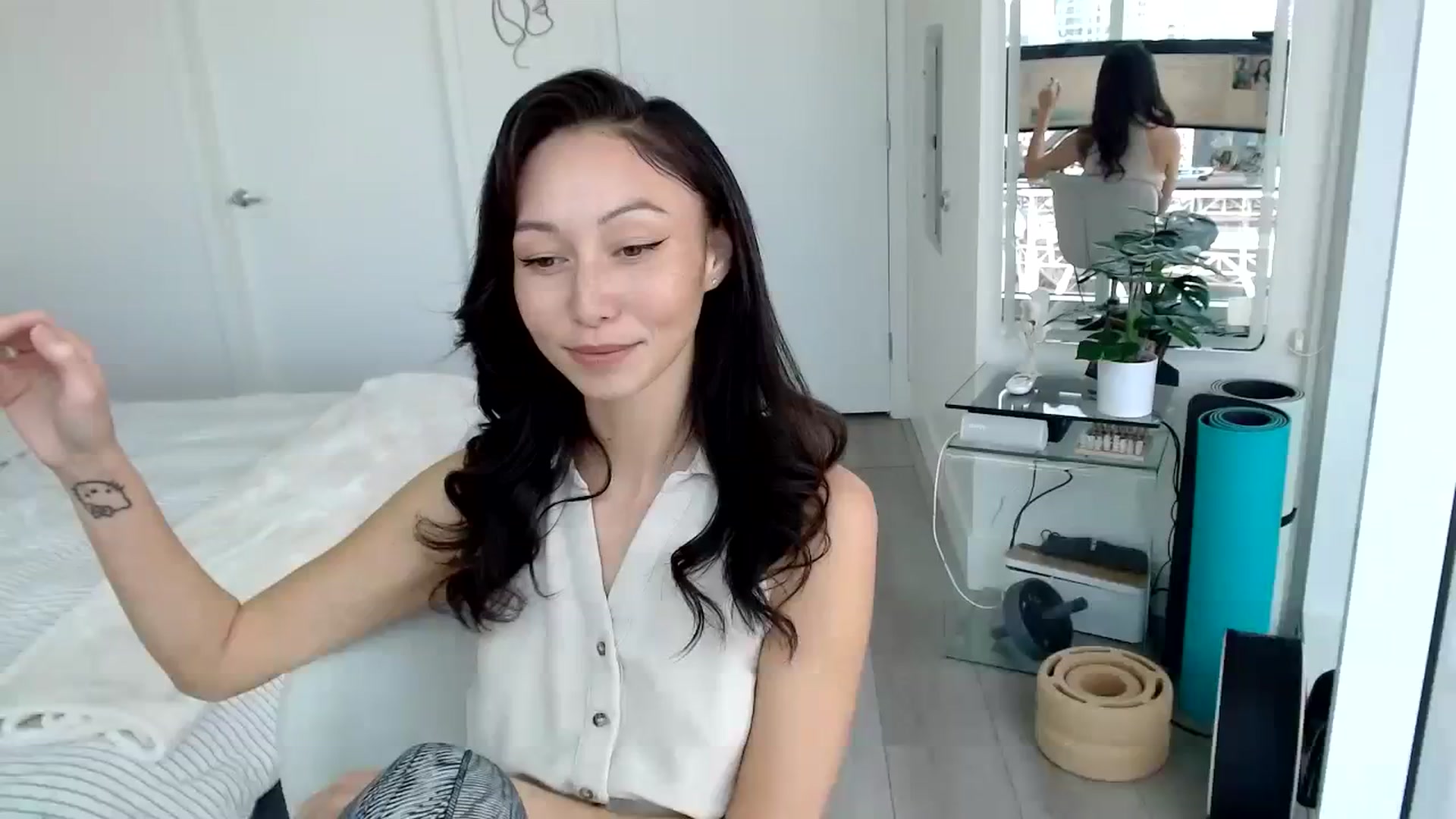 Gallery image thumbnail from Minnie_B00's myfreecams stream on, 11/16/2023, 20:16 image 11 of 20