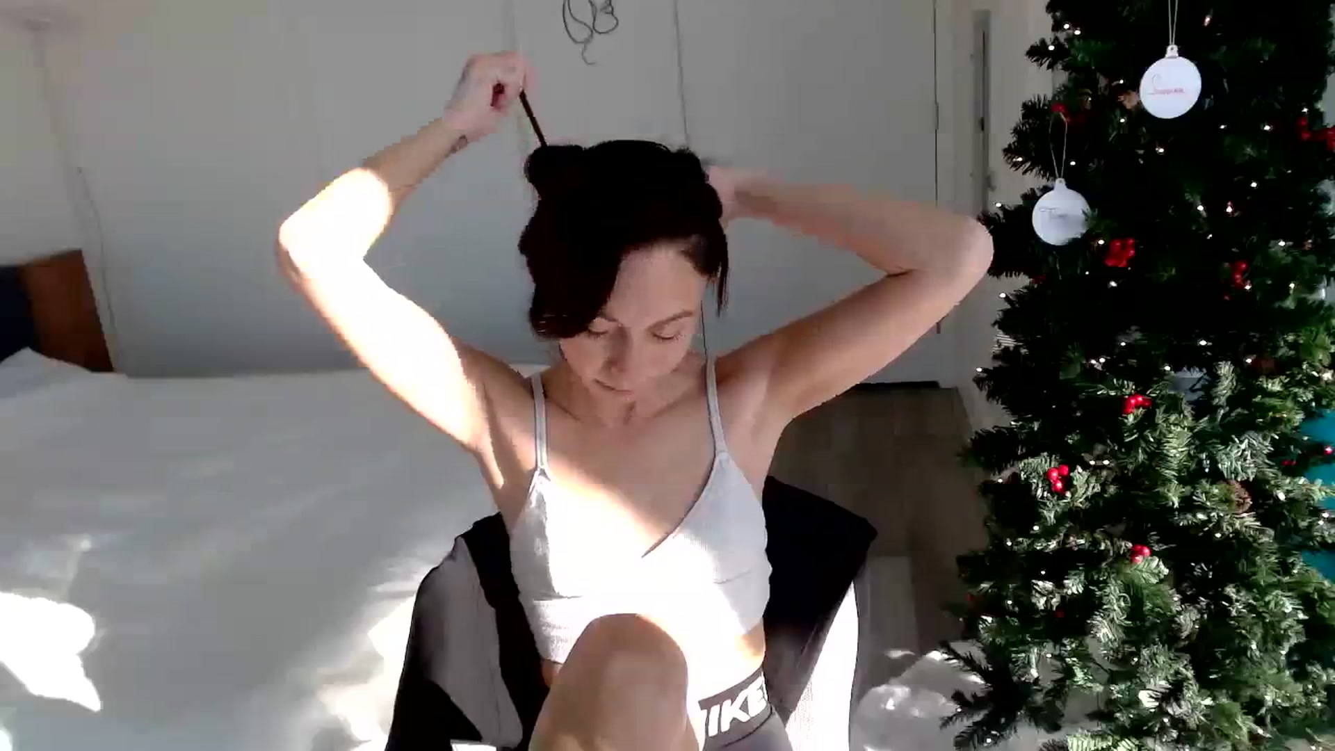 Gallery image thumbnail from Minnie_B00's myfreecams stream on, 12/01/2023, 22:57 image 18 of 20