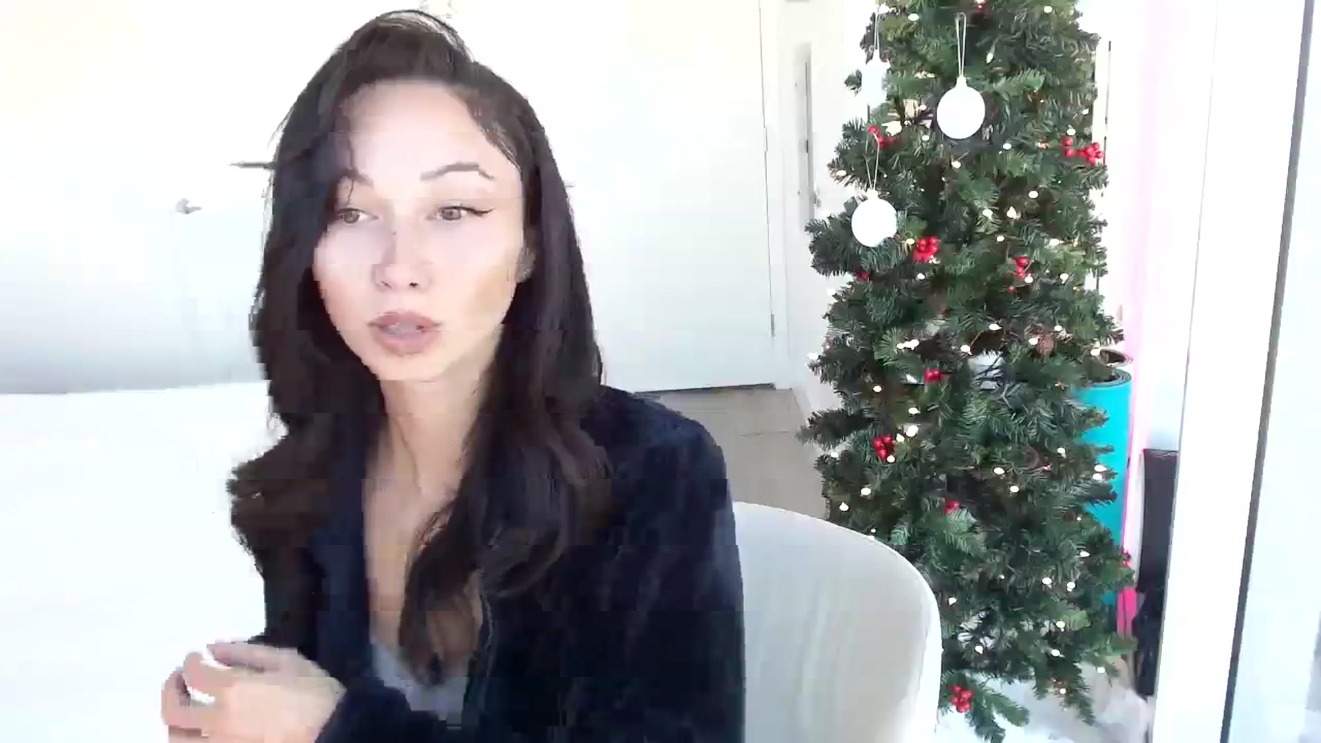 Gallery image thumbnail from Minnie_B00's myfreecams stream on, 12/02/2023, 18:07 image 15 of 20