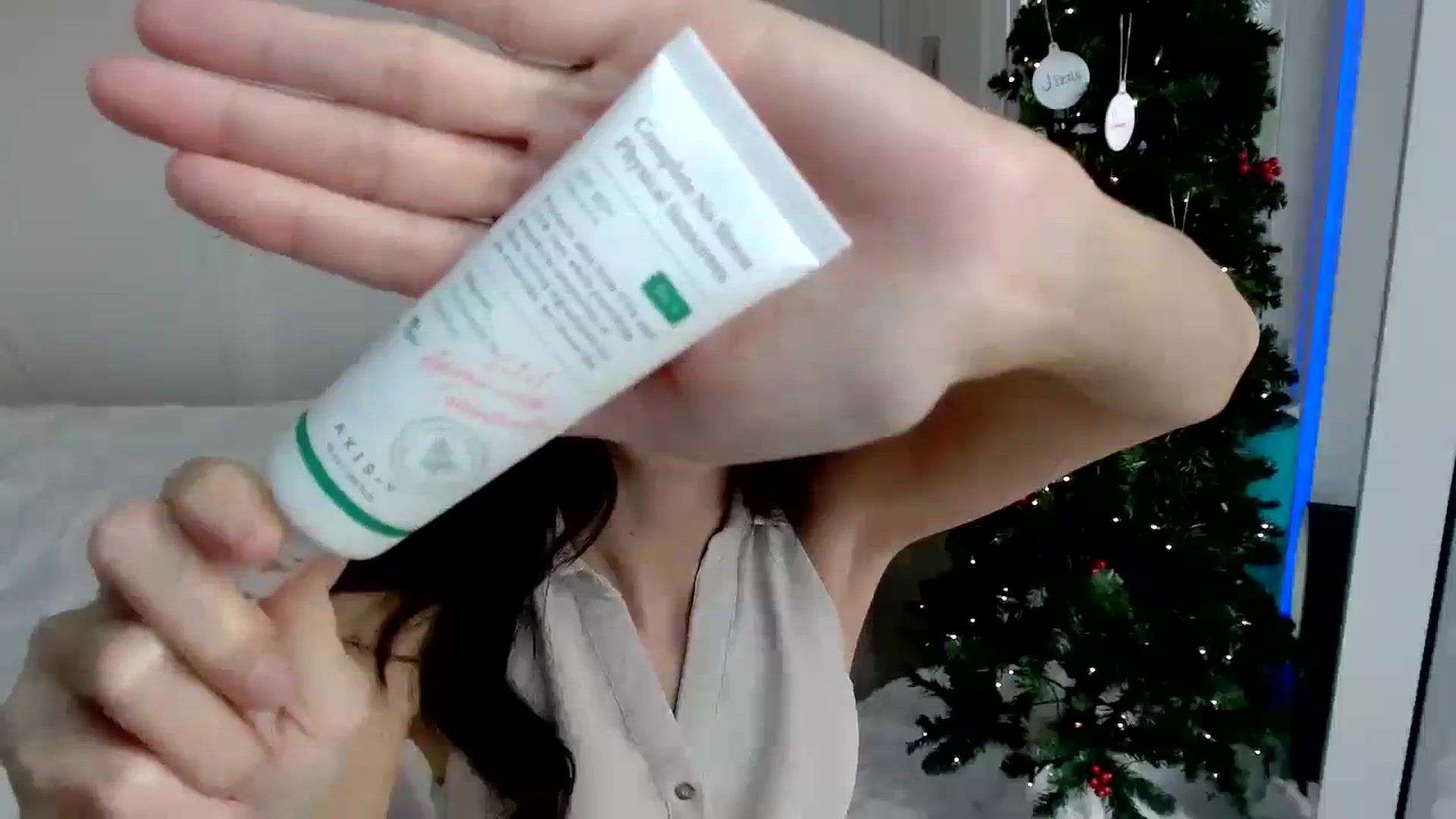 Gallery image thumbnail from Minnie_B00's myfreecams stream on, 12/06/2023, 22:00 image 15 of 20
