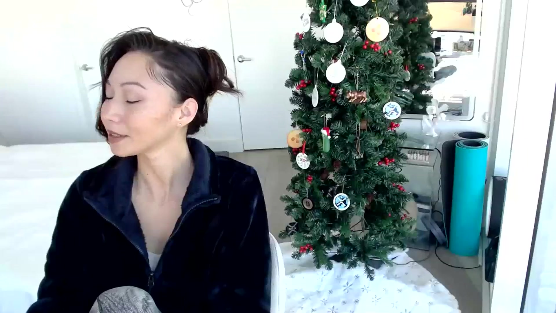 Gallery image thumbnail from Minnie_B00's myfreecams stream on, 12/08/2023, 18:43 image 10 of 20
