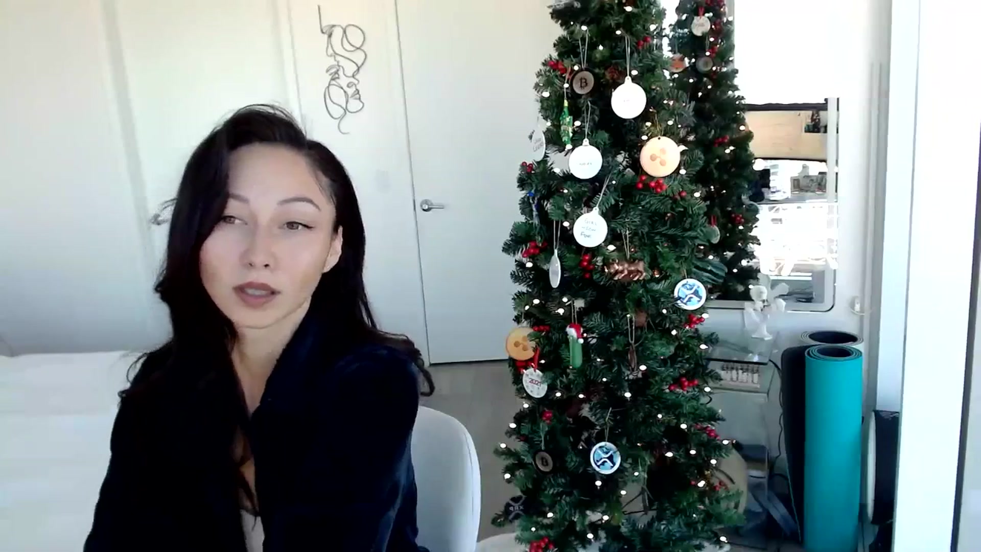 Gallery image thumbnail from Minnie_B00's myfreecams stream on, 12/08/2023, 18:43 image 16 of 20