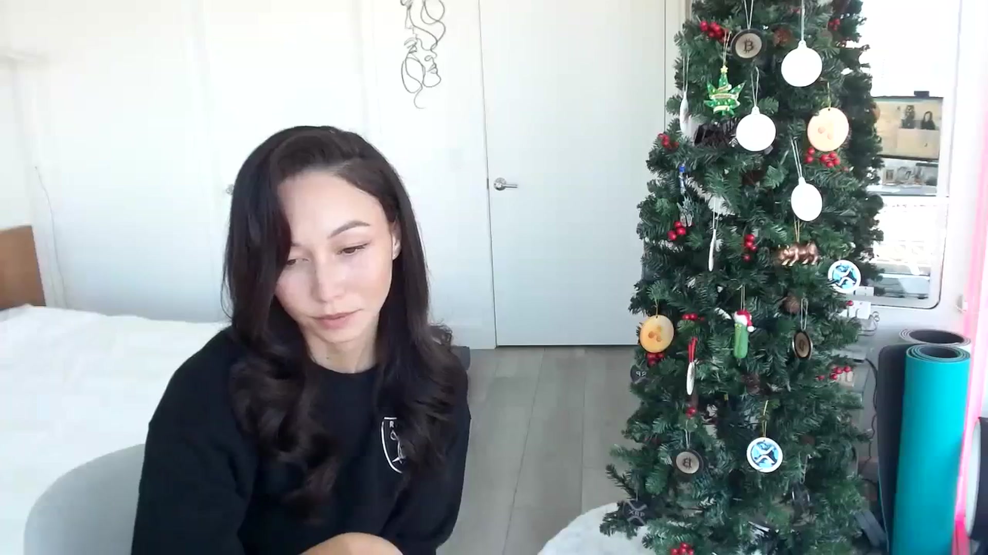 Gallery image thumbnail from Minnie_B00's myfreecams stream on, 12/12/2023, 21:24 image 10 of 20