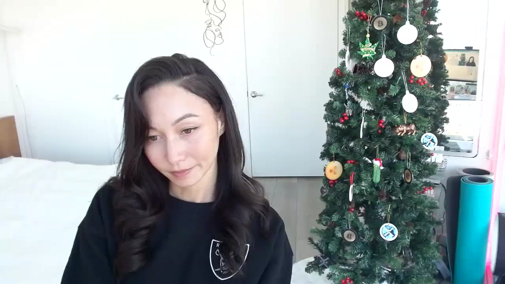 Gallery image thumbnail from Minnie_B00's myfreecams stream on, 12/12/2023, 21:24 image 9 of 20