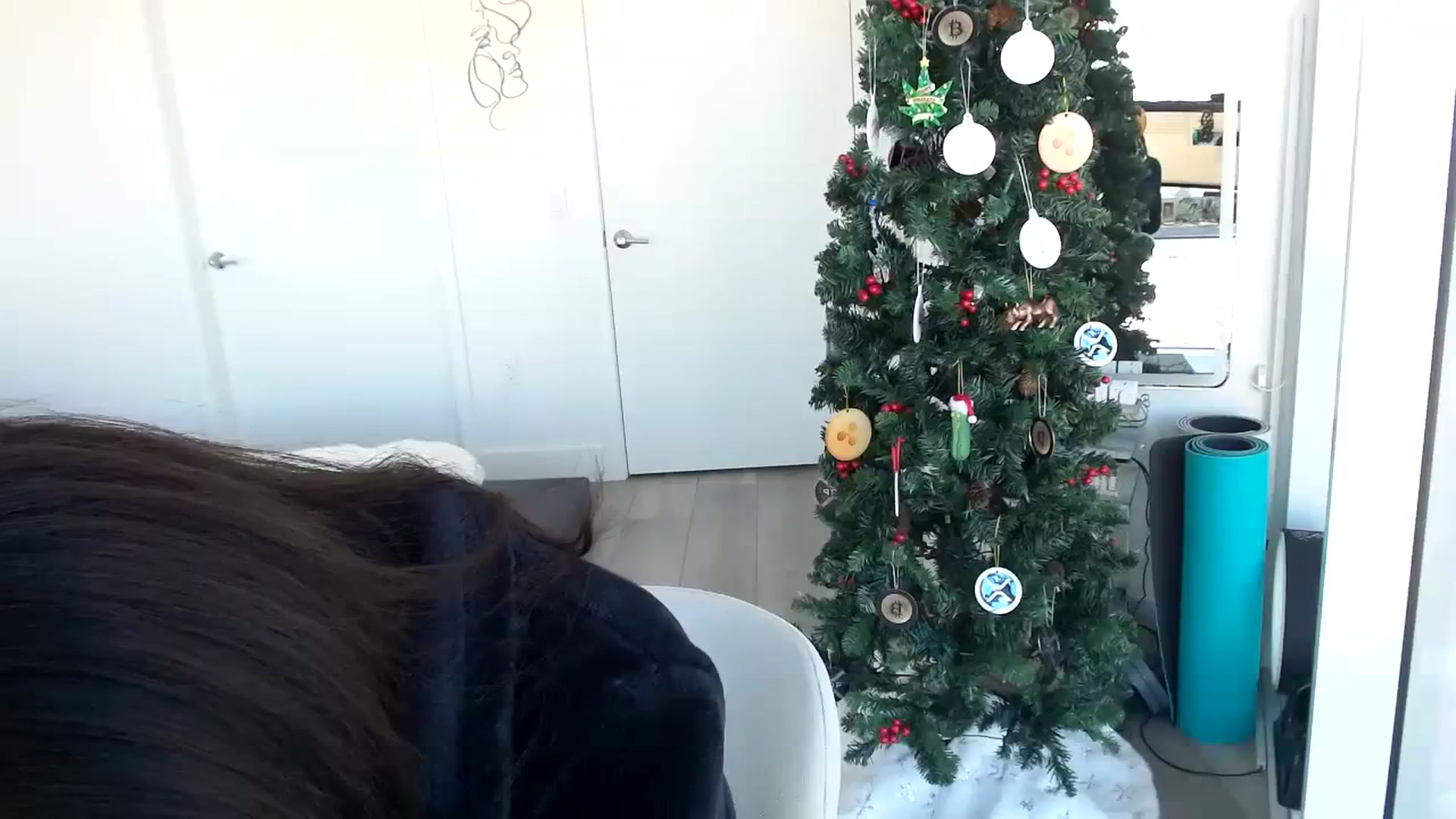 Gallery image thumbnail from Minnie_B00's myfreecams stream on, 12/16/2023, 17:58 image 7 of 20