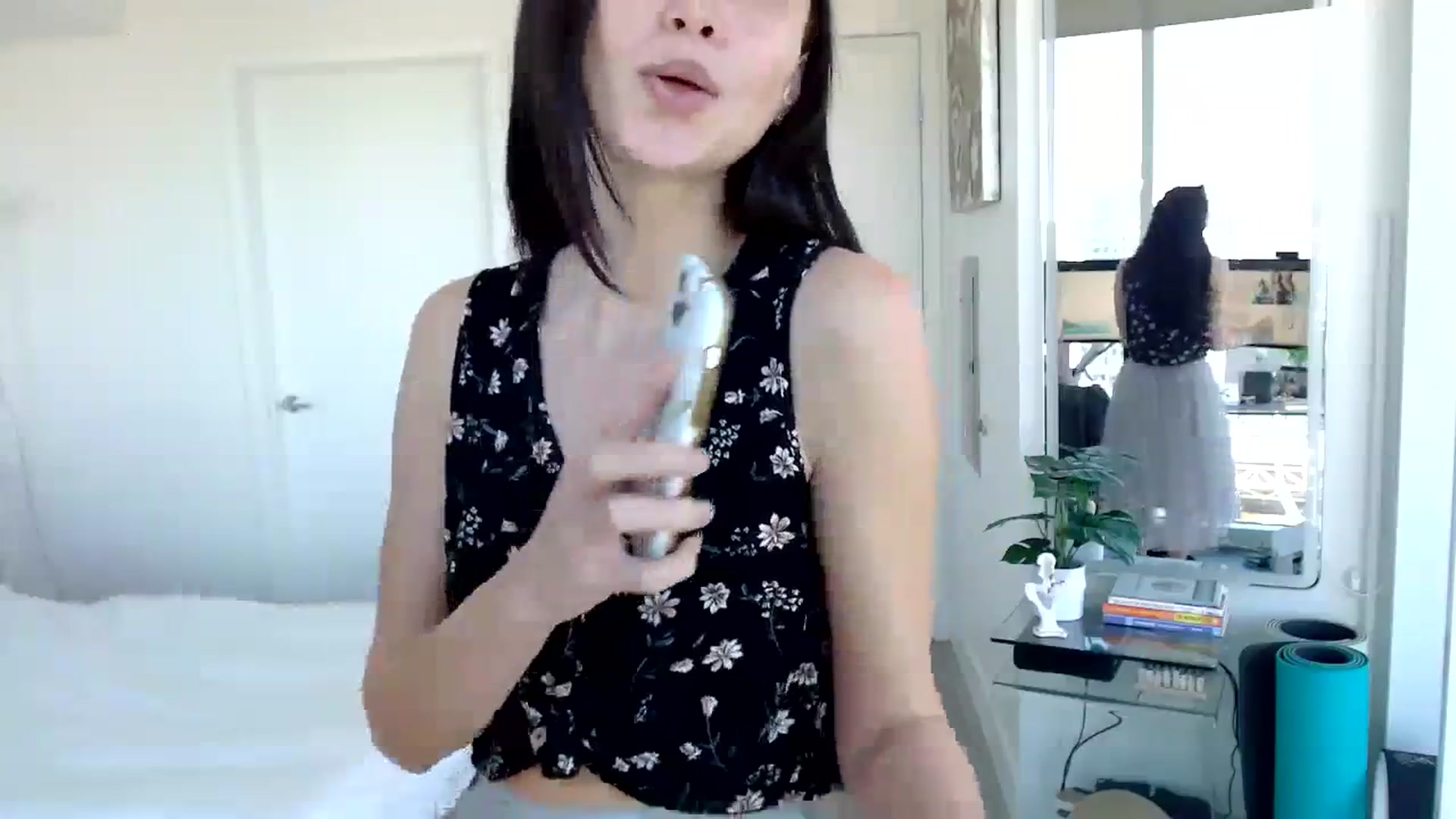 Gallery image thumbnail from Minnie_B00's myfreecams stream on, 01/04/2024, 19:52 image 20 of 20