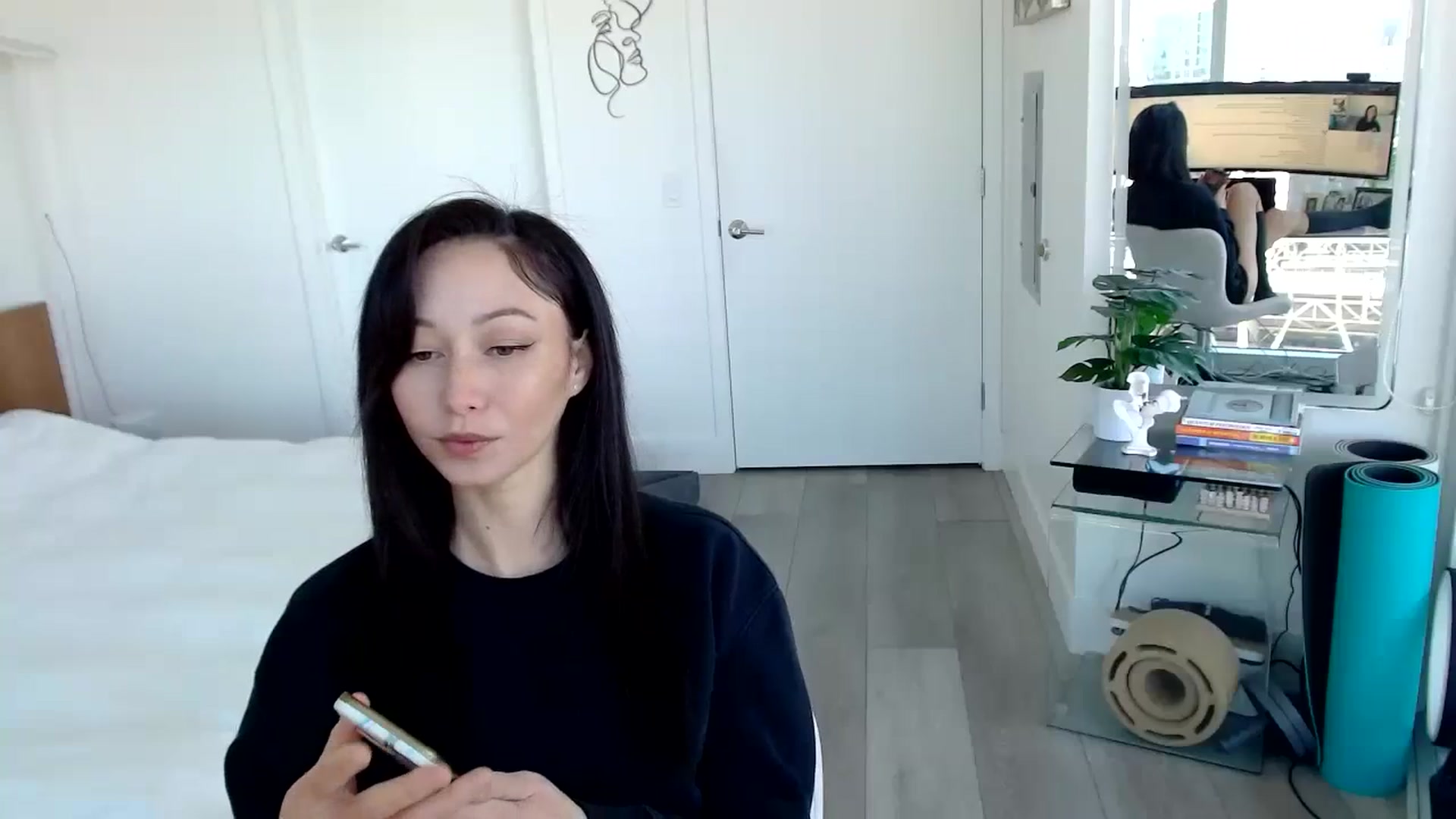 Gallery image thumbnail from Minnie_B00's myfreecams stream on, 01/08/2024, 20:59 image 19 of 20