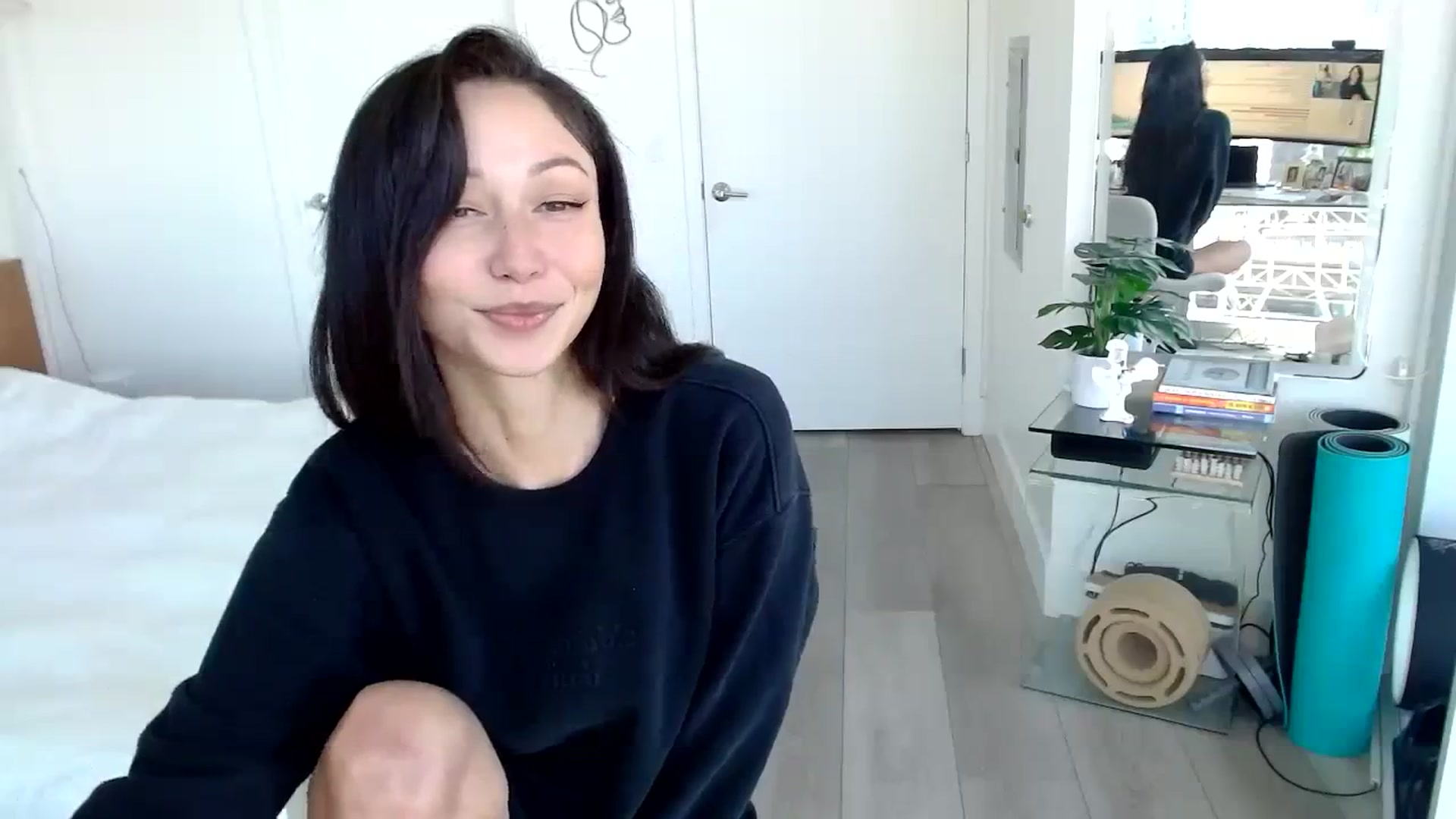 Gallery image thumbnail from Minnie_B00's myfreecams stream on, 01/08/2024, 21:40 image 9 of 20