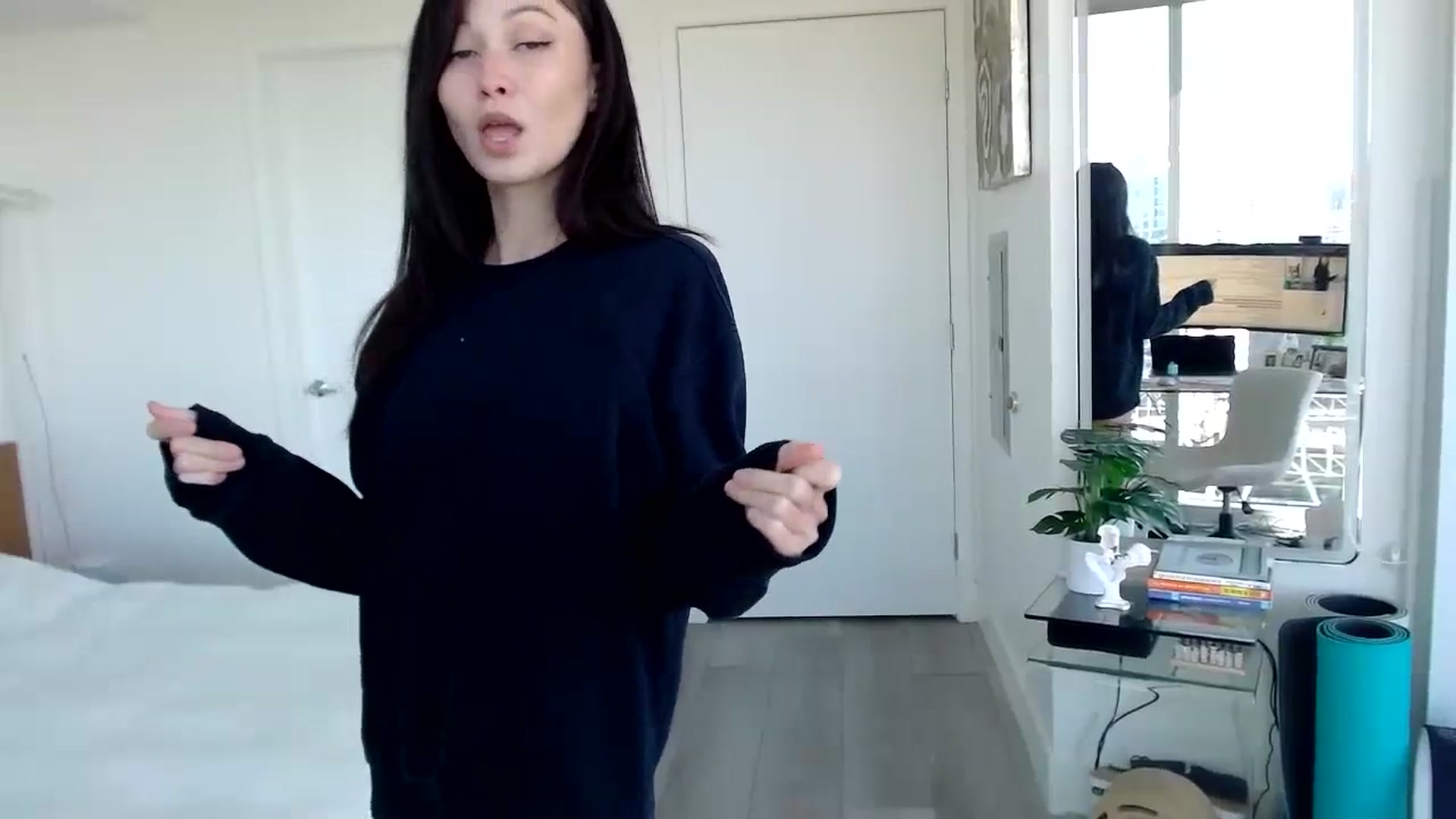 Gallery image thumbnail from Minnie_B00's myfreecams stream on, 01/08/2024, 21:40 image 7 of 20