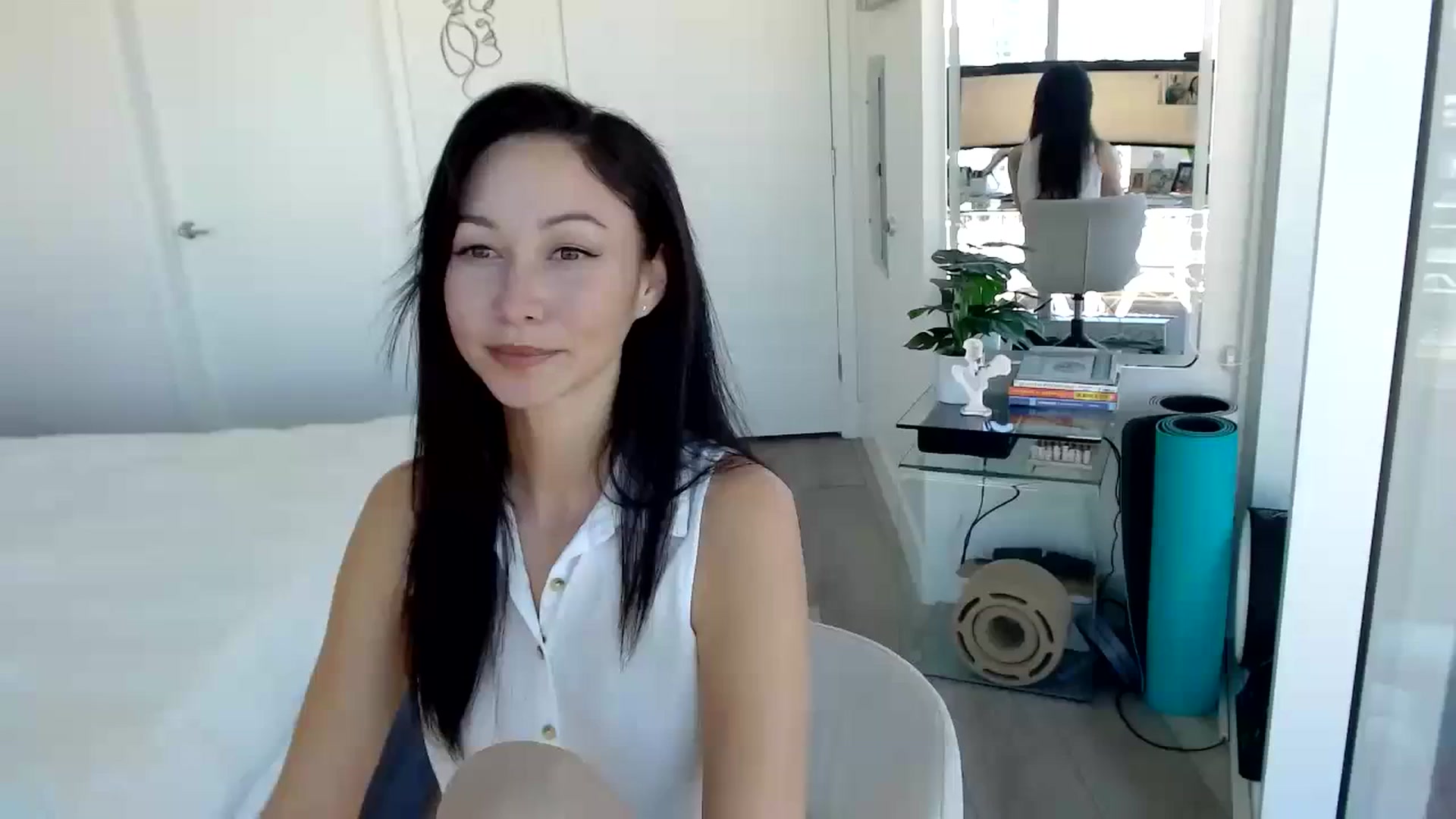 Gallery image thumbnail from Minnie_B00's myfreecams stream on, 01/09/2024, 19:00 image 10 of 20