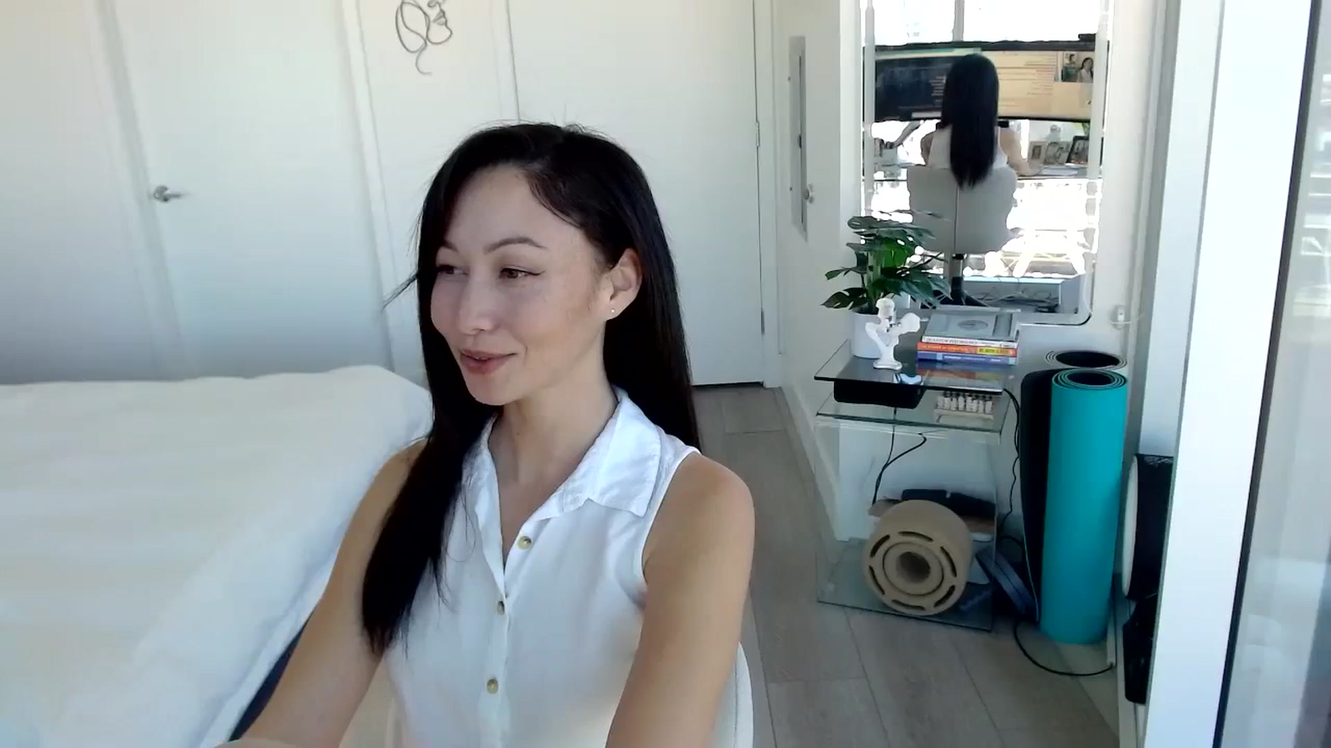 Gallery image thumbnail from Minnie_B00's myfreecams stream on, 01/09/2024, 19:00 image 3 of 20