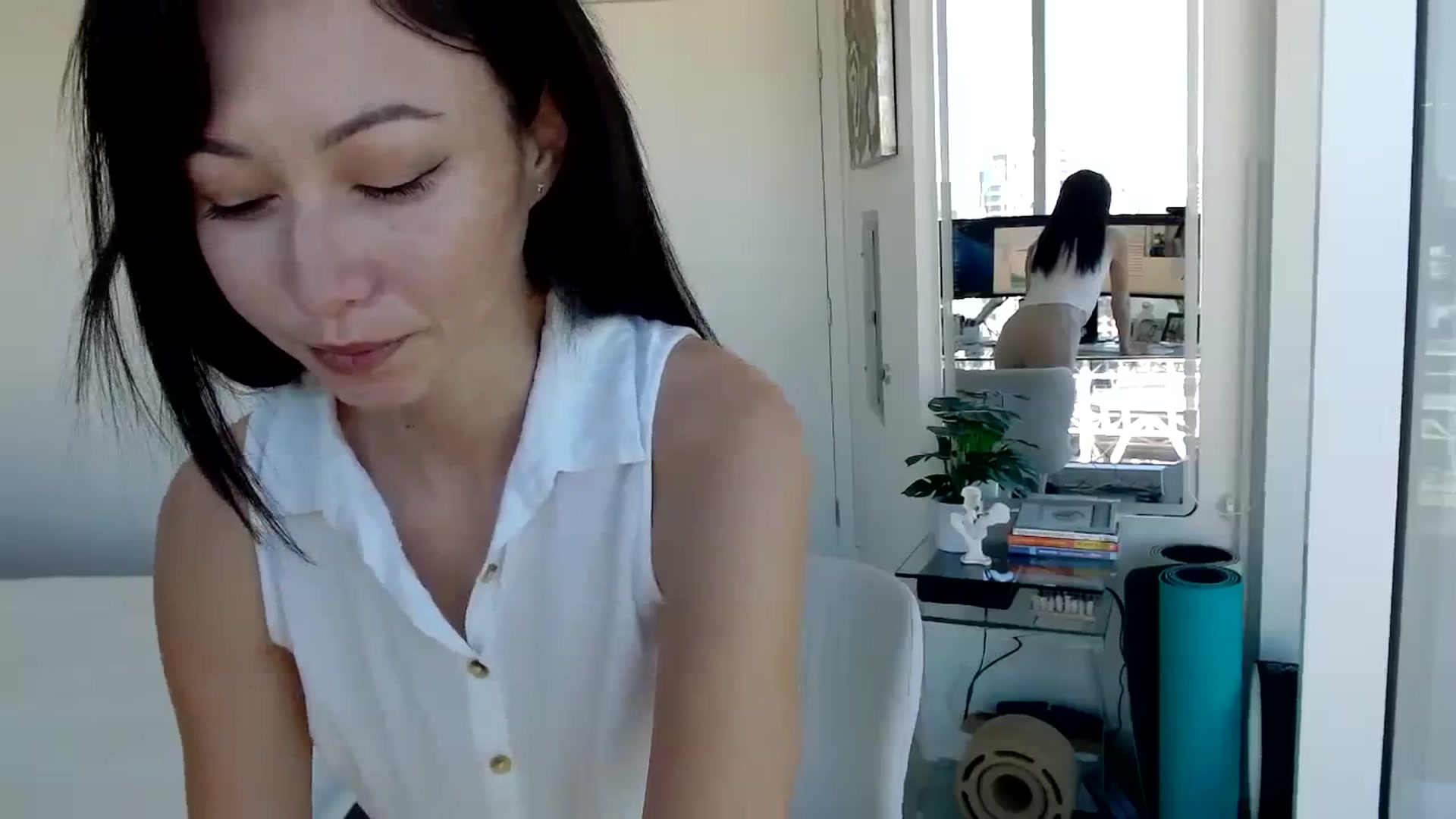 Gallery image thumbnail from Minnie_B00's myfreecams stream on, 01/09/2024, 19:00 image 5 of 20