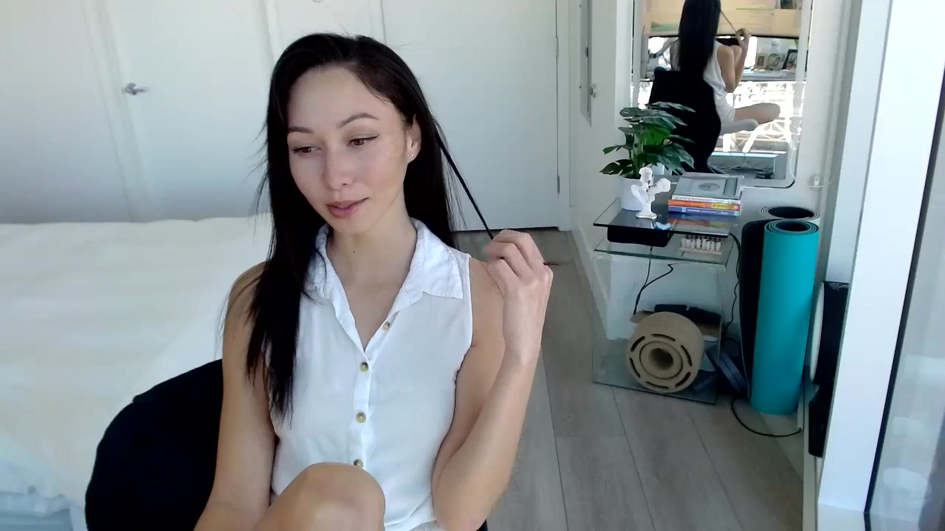 Gallery image thumbnail from Minnie_B00's myfreecams stream on, 01/09/2024, 20:00 image 20 of 20
