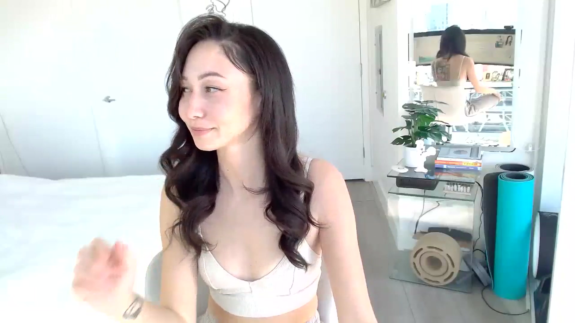 Gallery image thumbnail from Minnie_B00's myfreecams stream on, 01/11/2024, 22:12 image 12 of 20