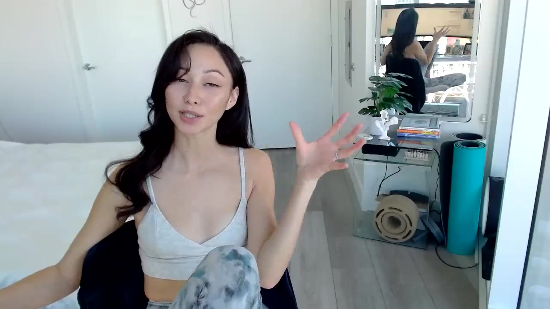Gallery image thumbnail from Minnie_B00's myfreecams stream on, 01/12/2024, 20:12 image 18 of 20