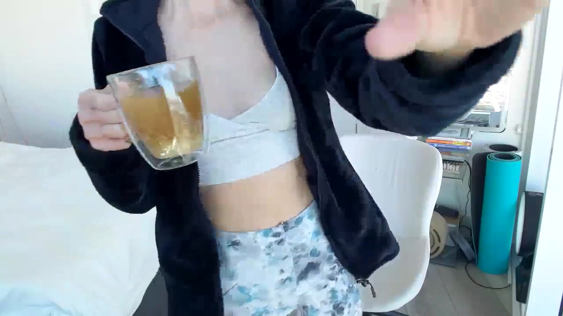 Gallery image thumbnail from Minnie_B00's myfreecams stream on, 01/12/2024, 20:12 image 7 of 20